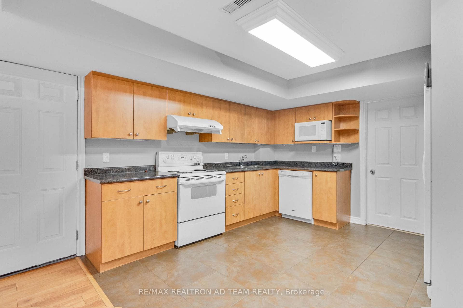 498 Tremblant Court photo 35