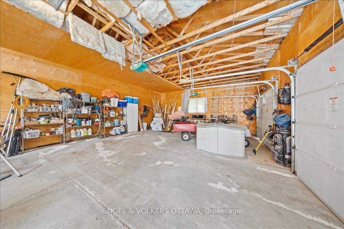 4841 Torbolton Ridge photo 41