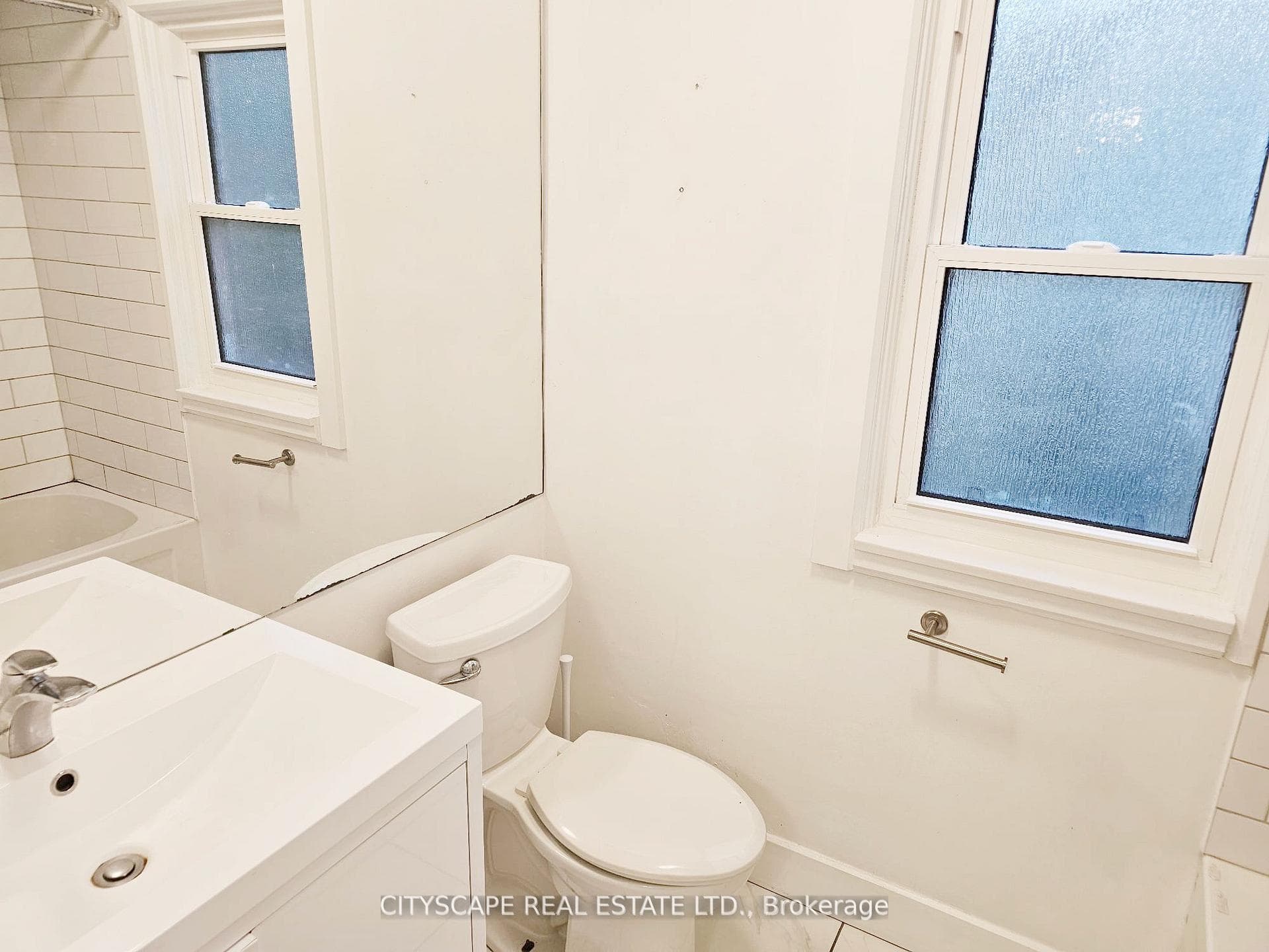 891 Riverside Drive photo 18