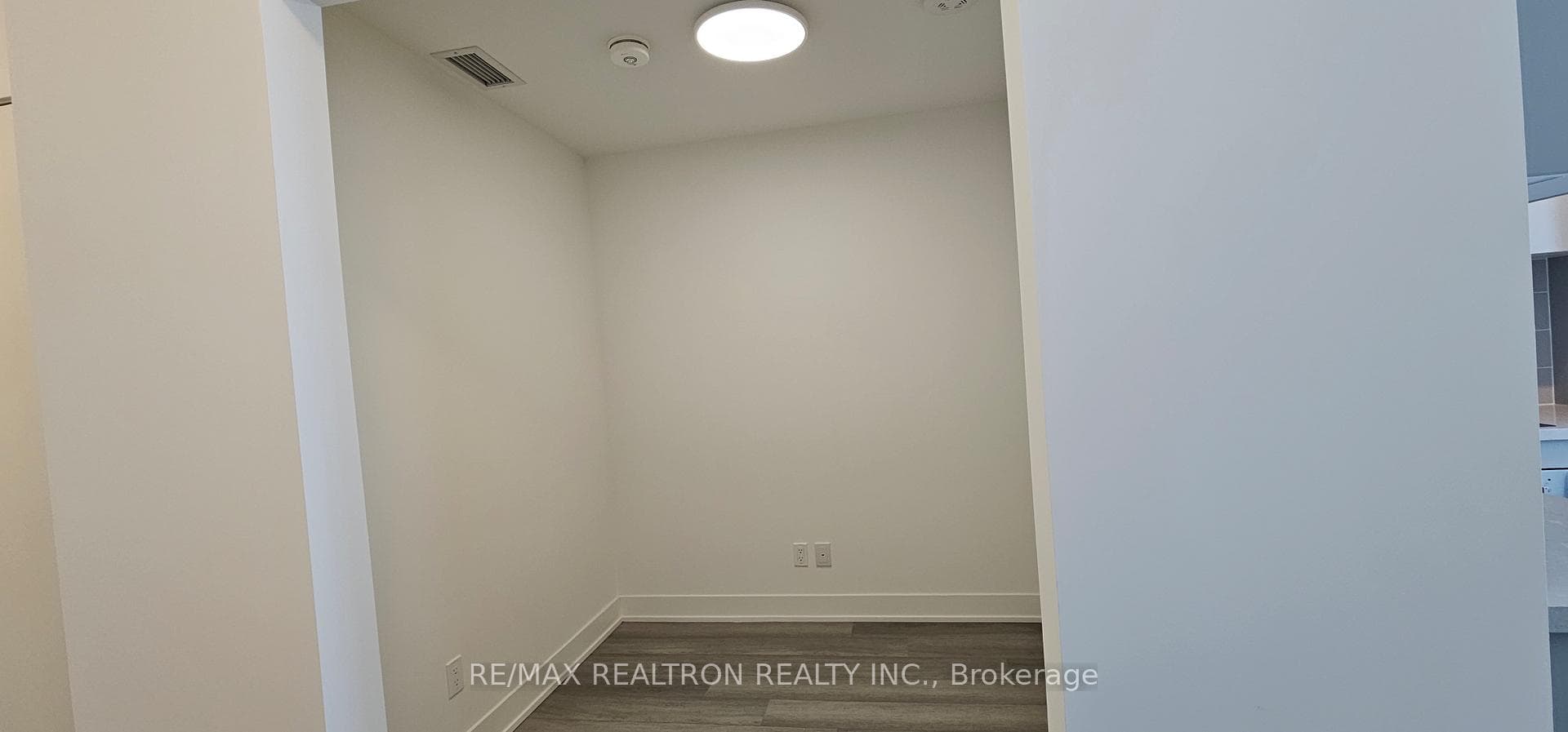 38 Andre De Grasse Street Unit 613 photo 5