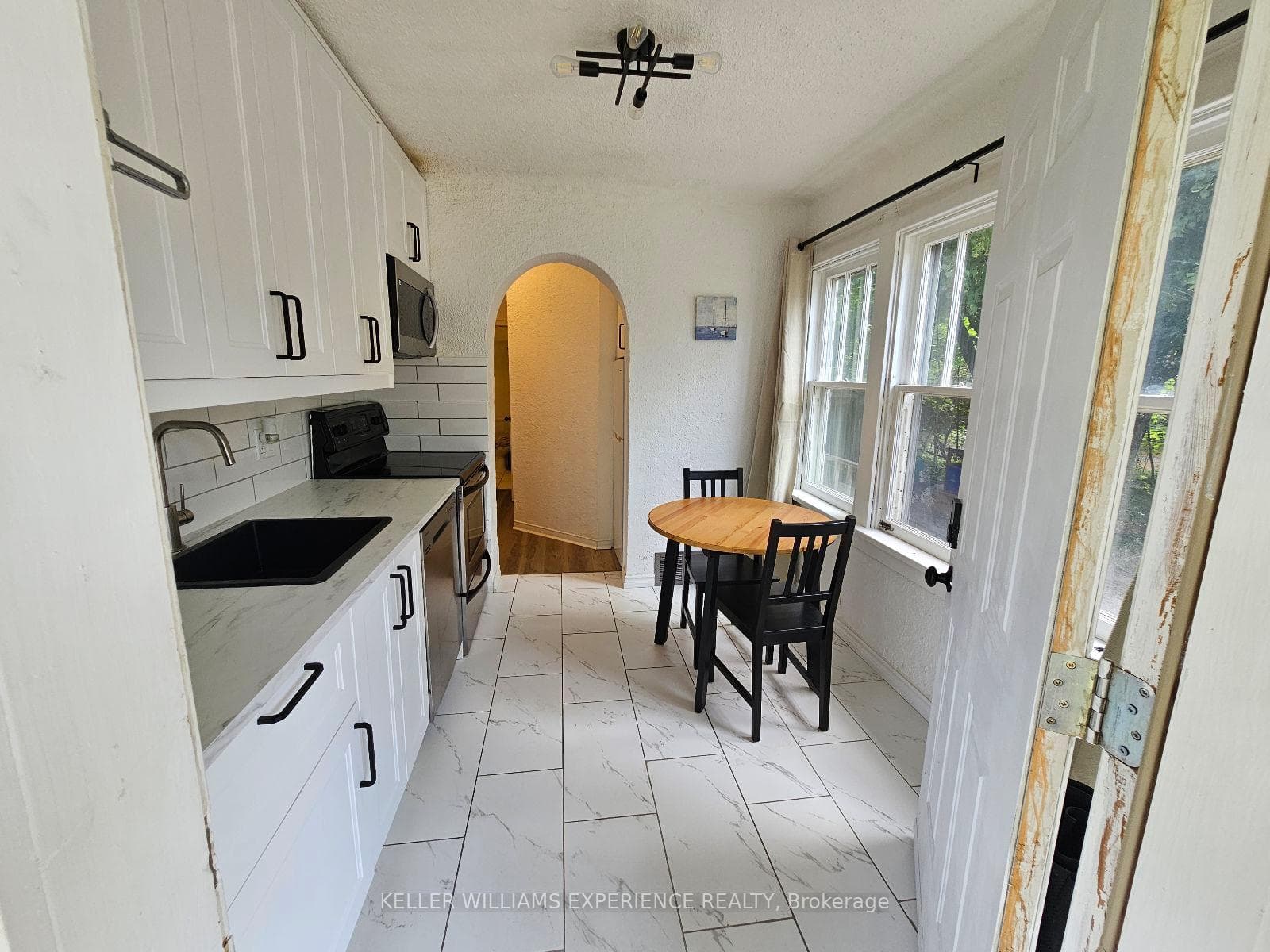 29 Peel Street Unit 1 photo 9