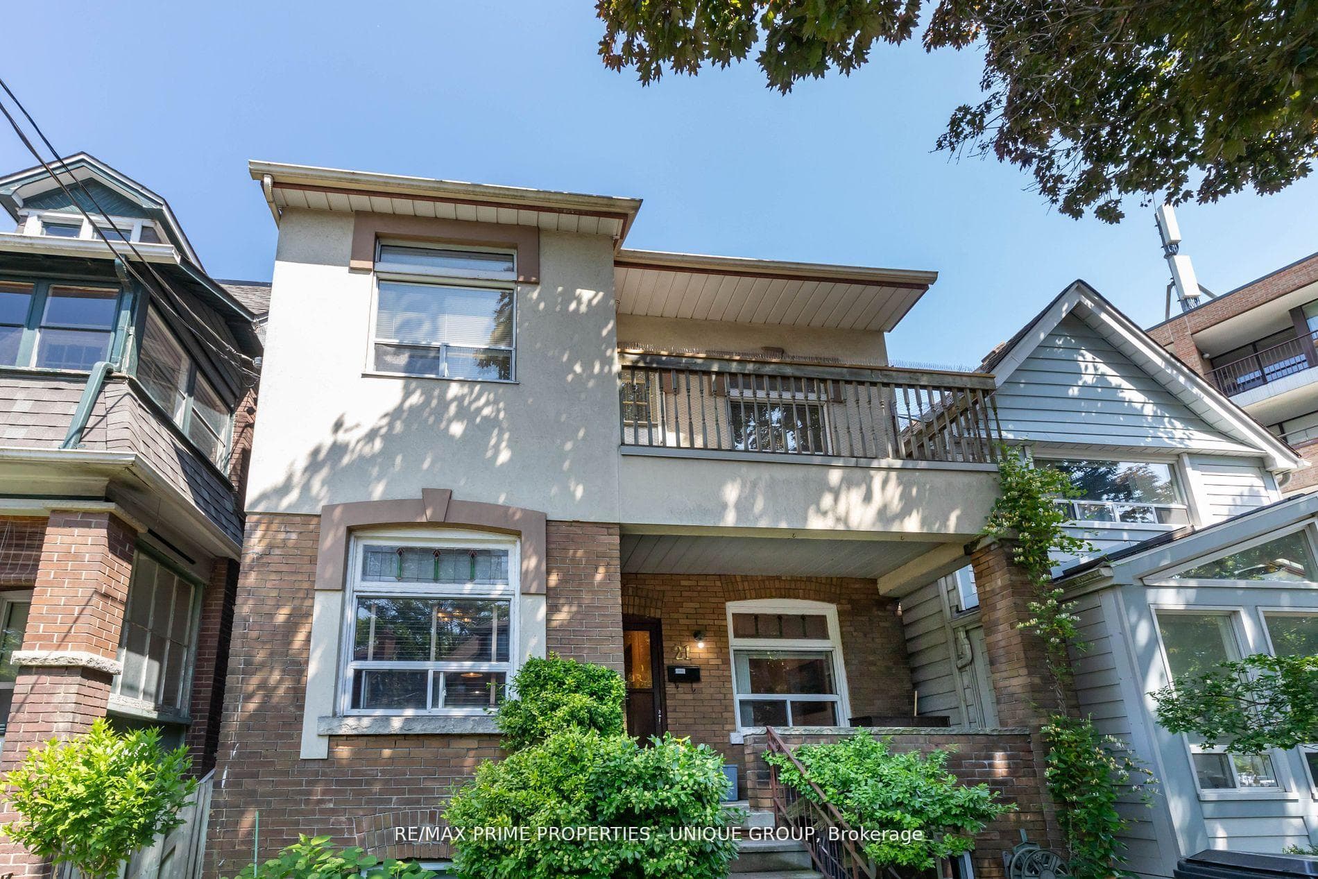 21 Cambridge Avenue photo 2
