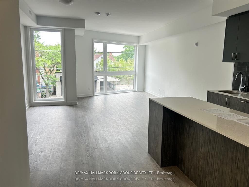 35 Birchcliff Avenue Unit 37 photo 2