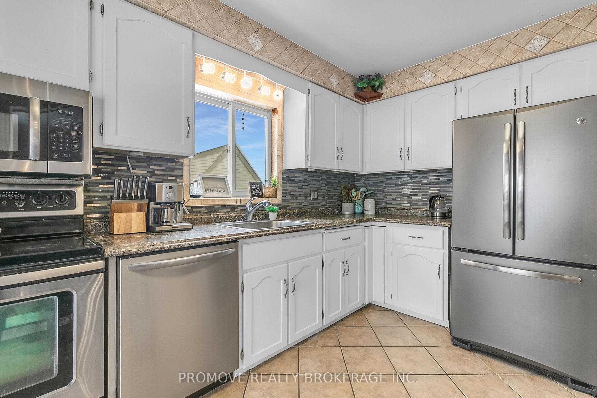588 Willow Road photo 15