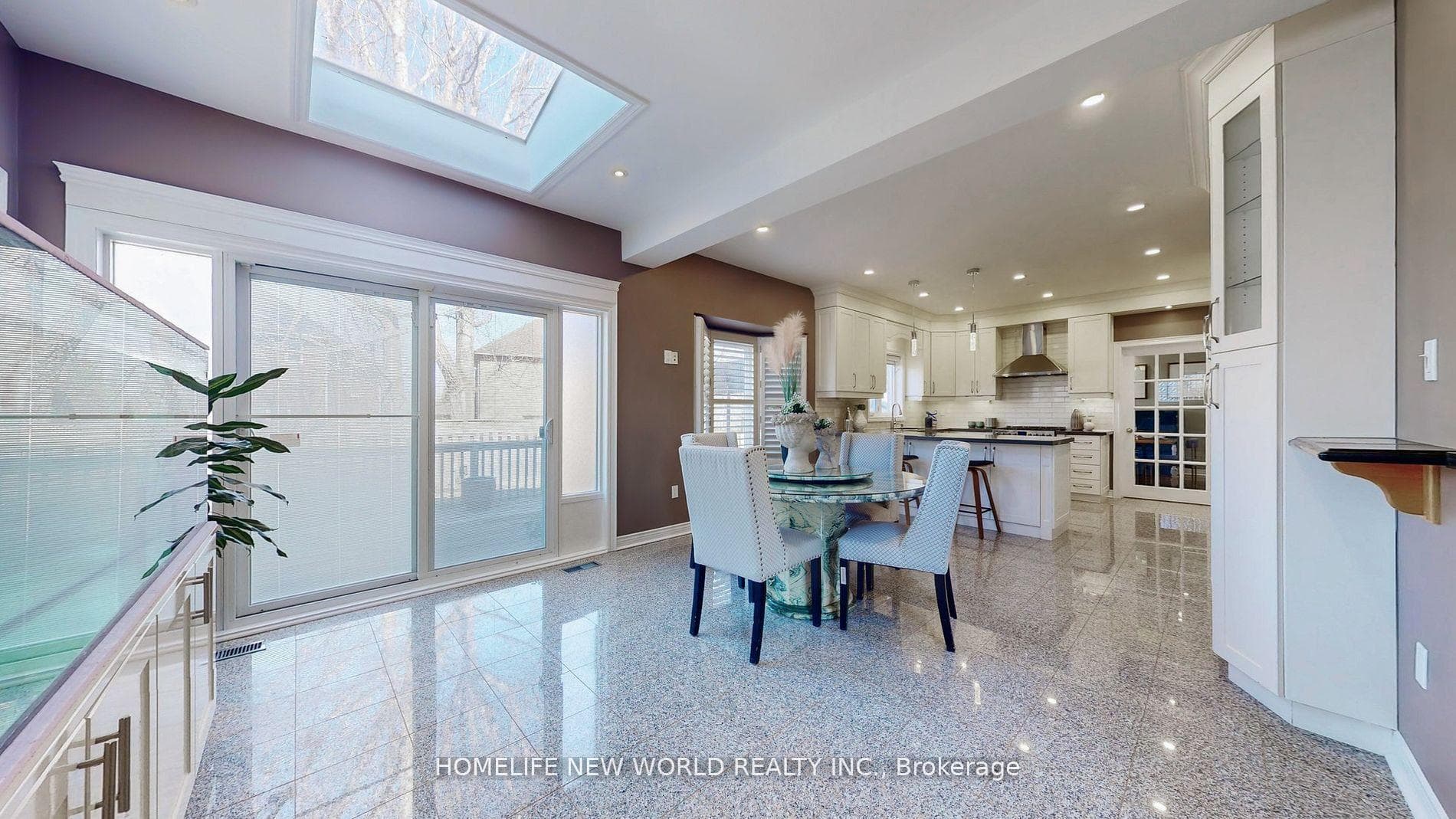 115 Golden Tulip Crescent photo 15