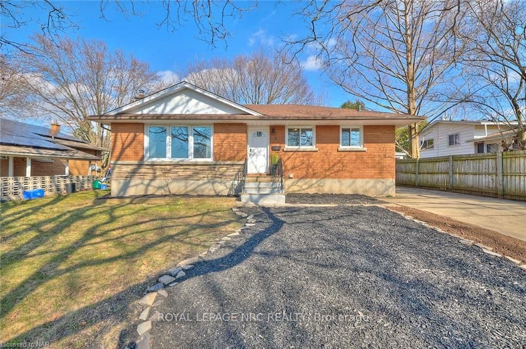 4 CLEARVIEW Heights photo 2