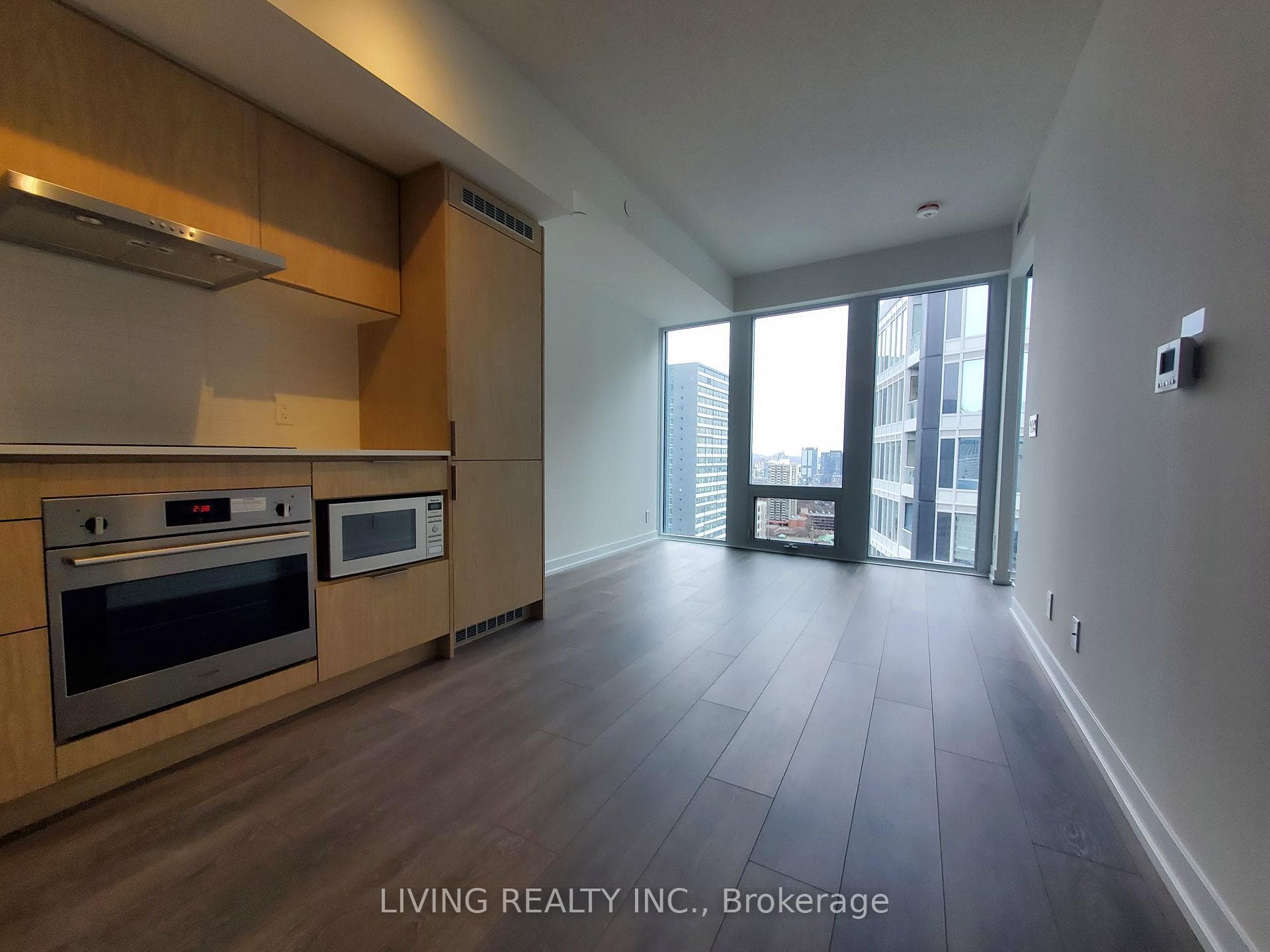 60 Shuter Street Unit 2912 photo 8