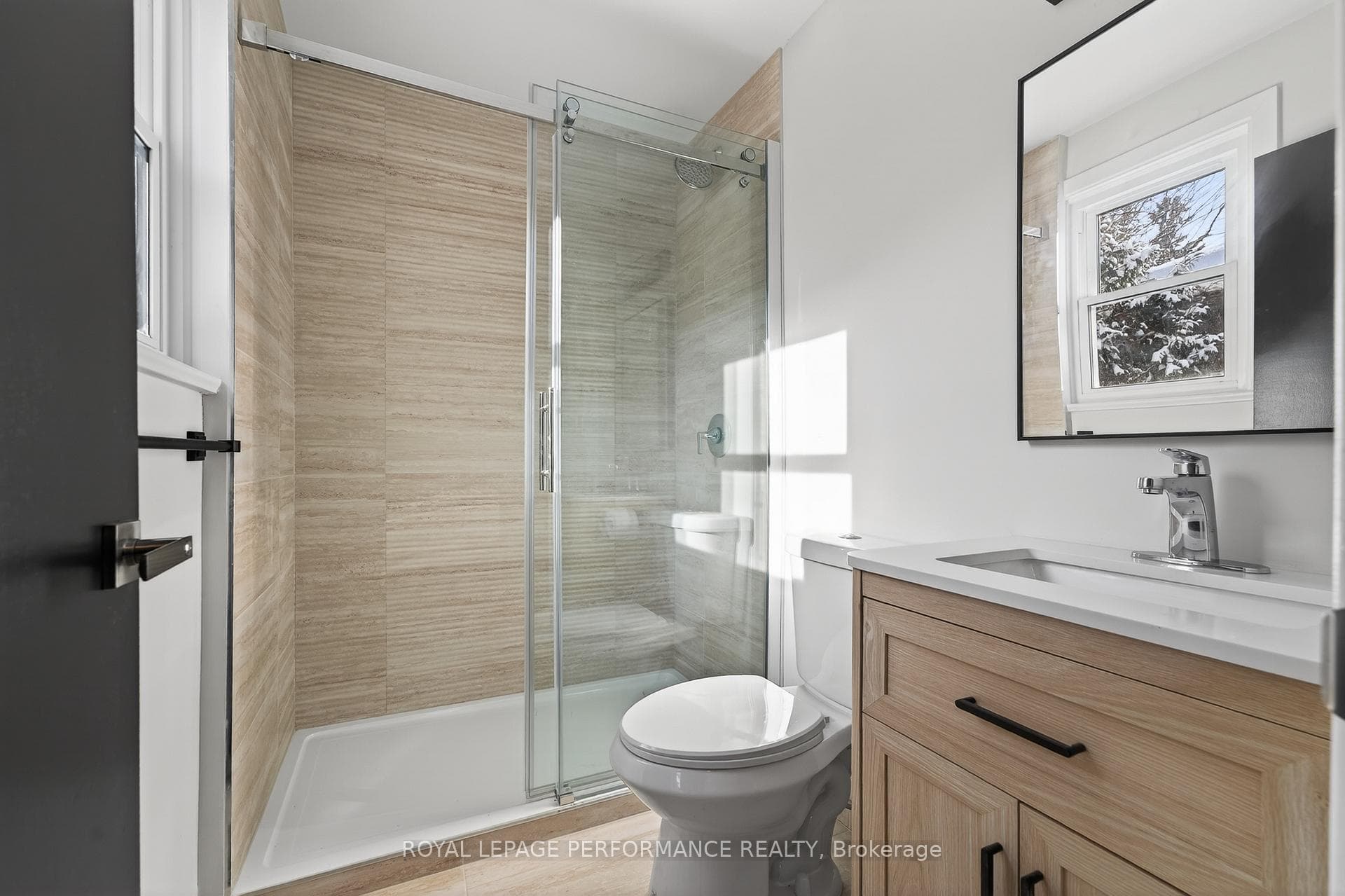 274 Compton Avenue photo 24