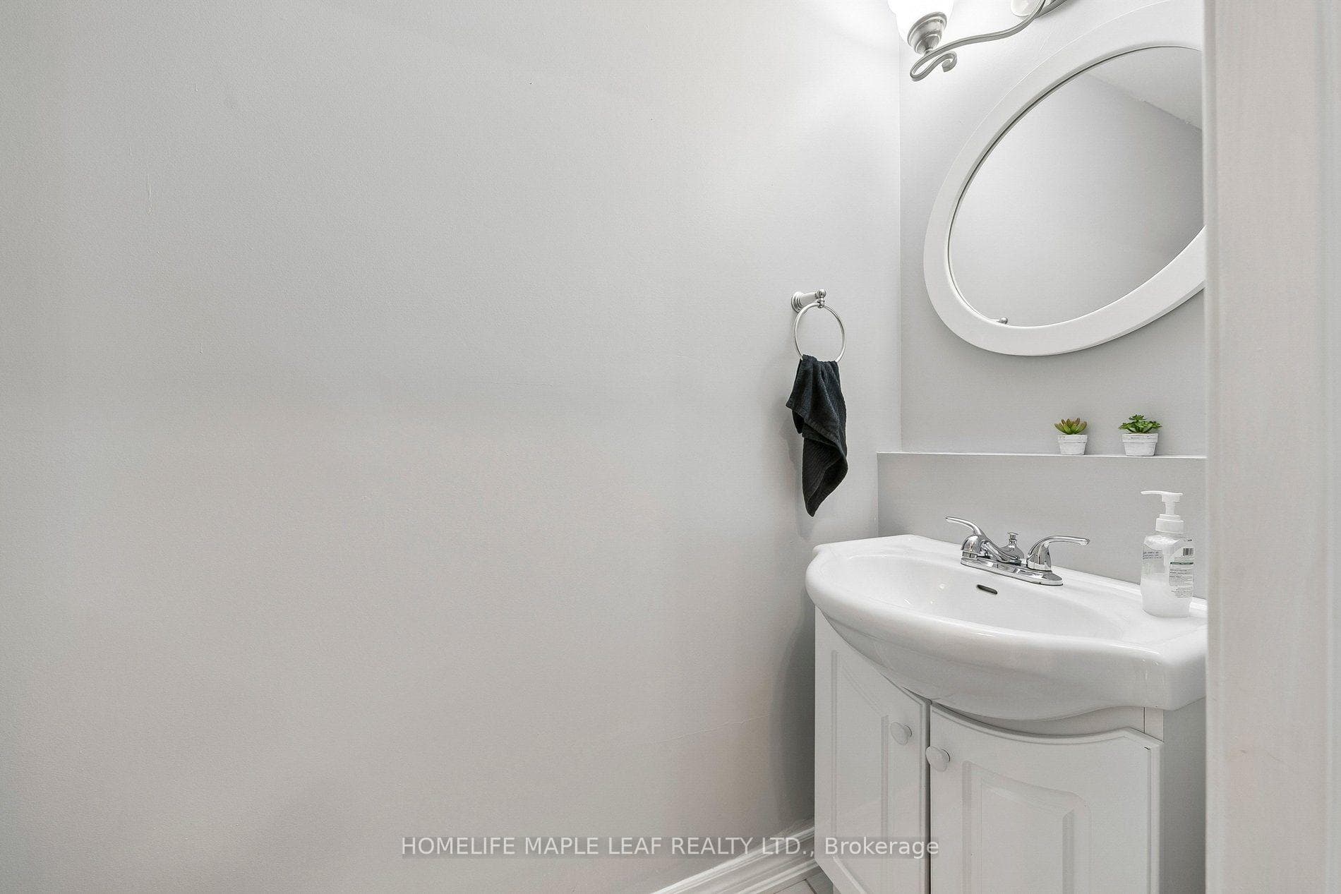 3948 Deepwood Heights photo 8