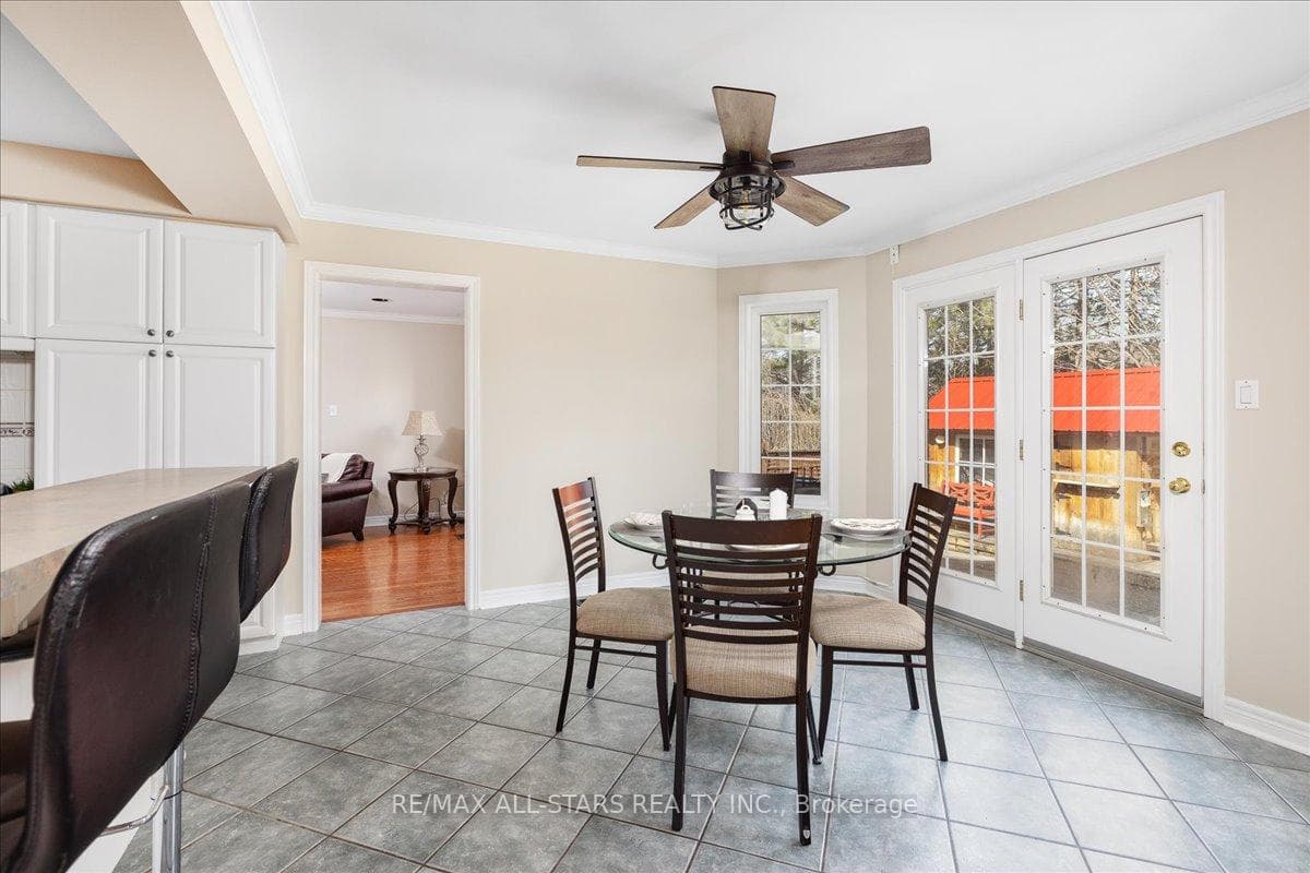 68 Amberview Drive photo 10