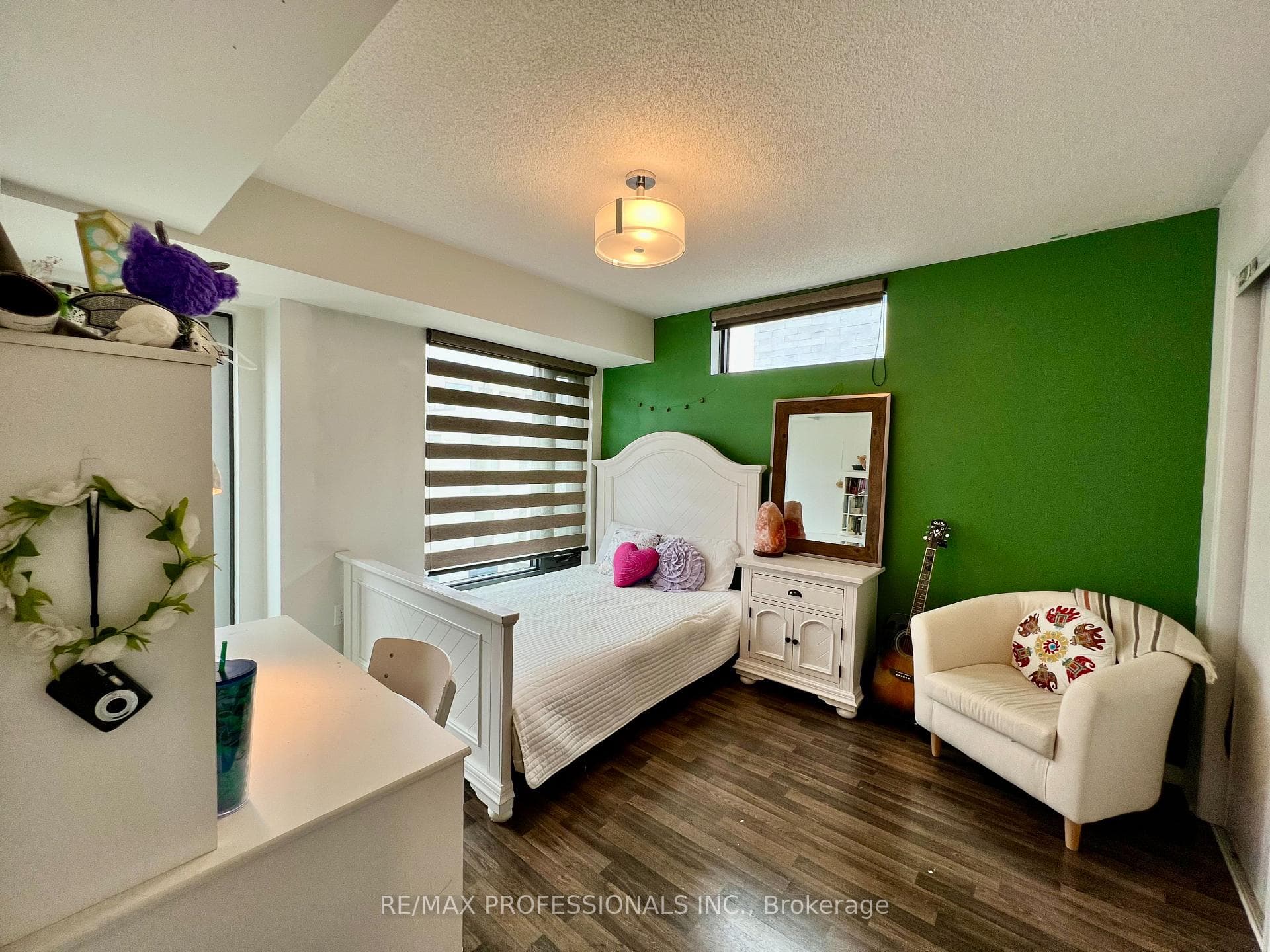 134 Widdicombe Hill Unit 201 photo 12