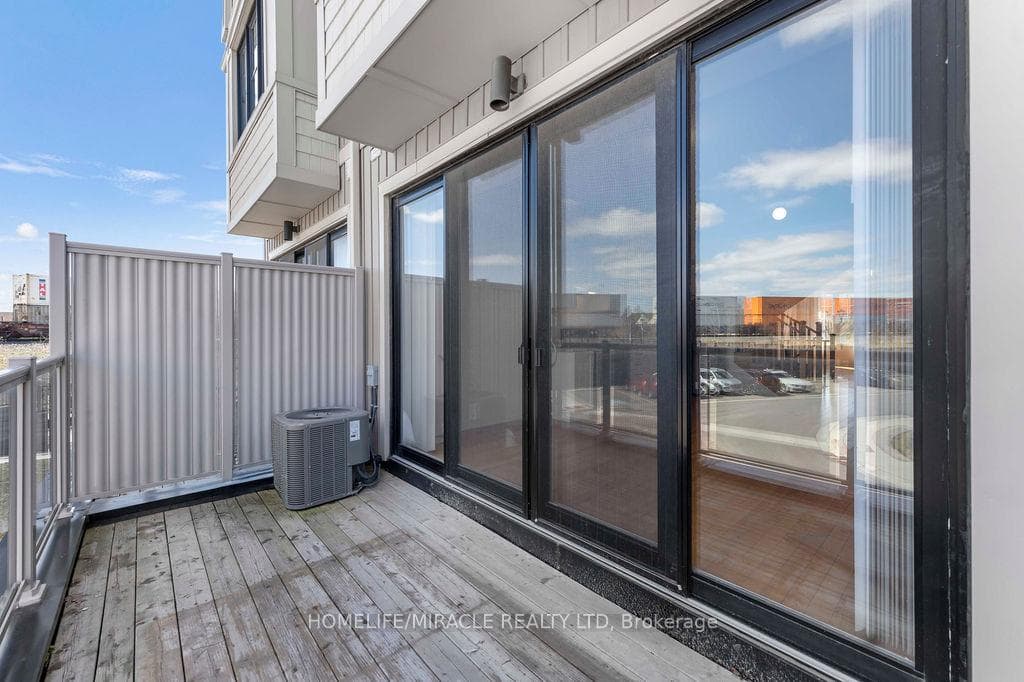 1431 Green Road photo 31