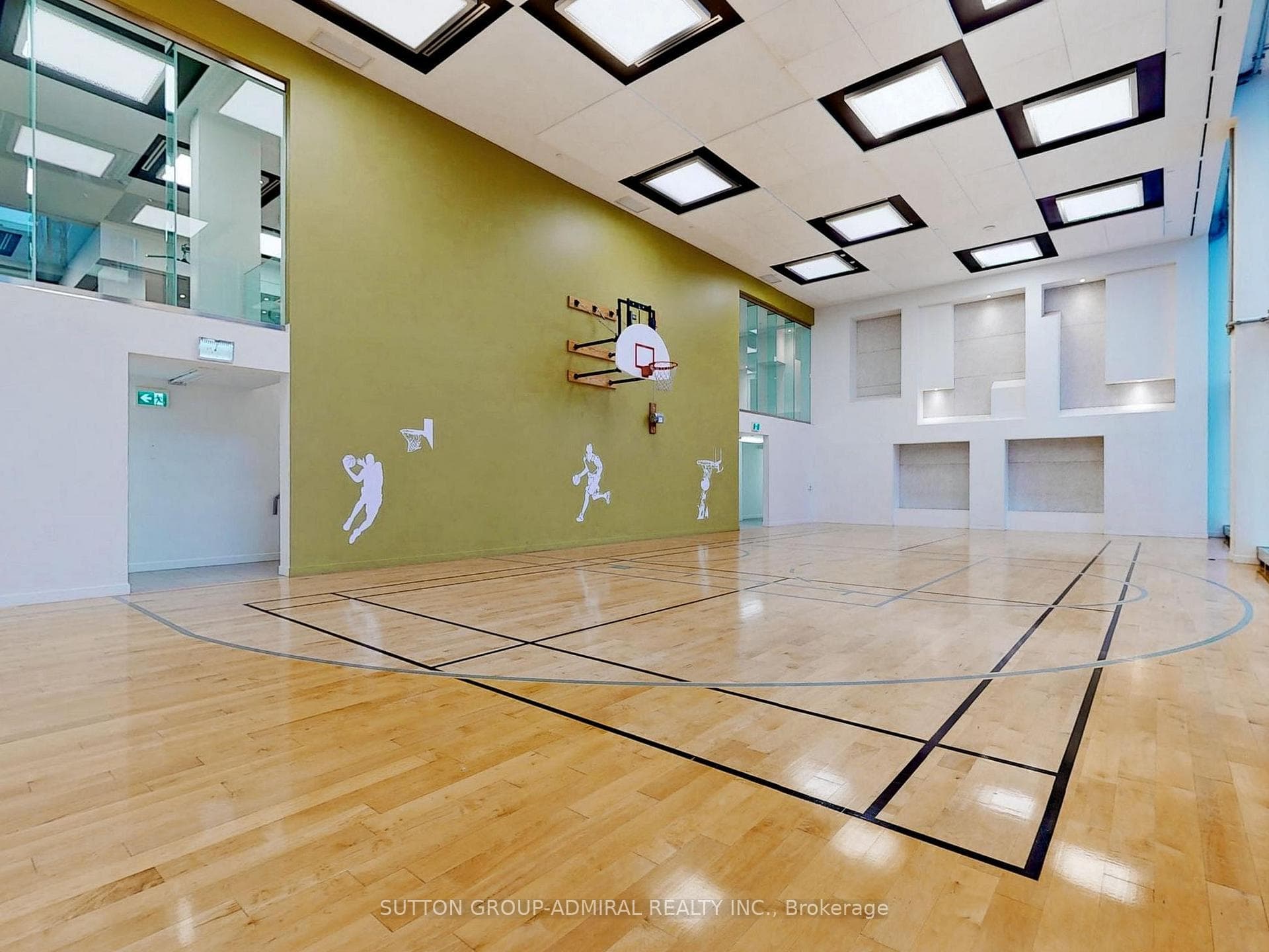 Ball Court to stay Fit