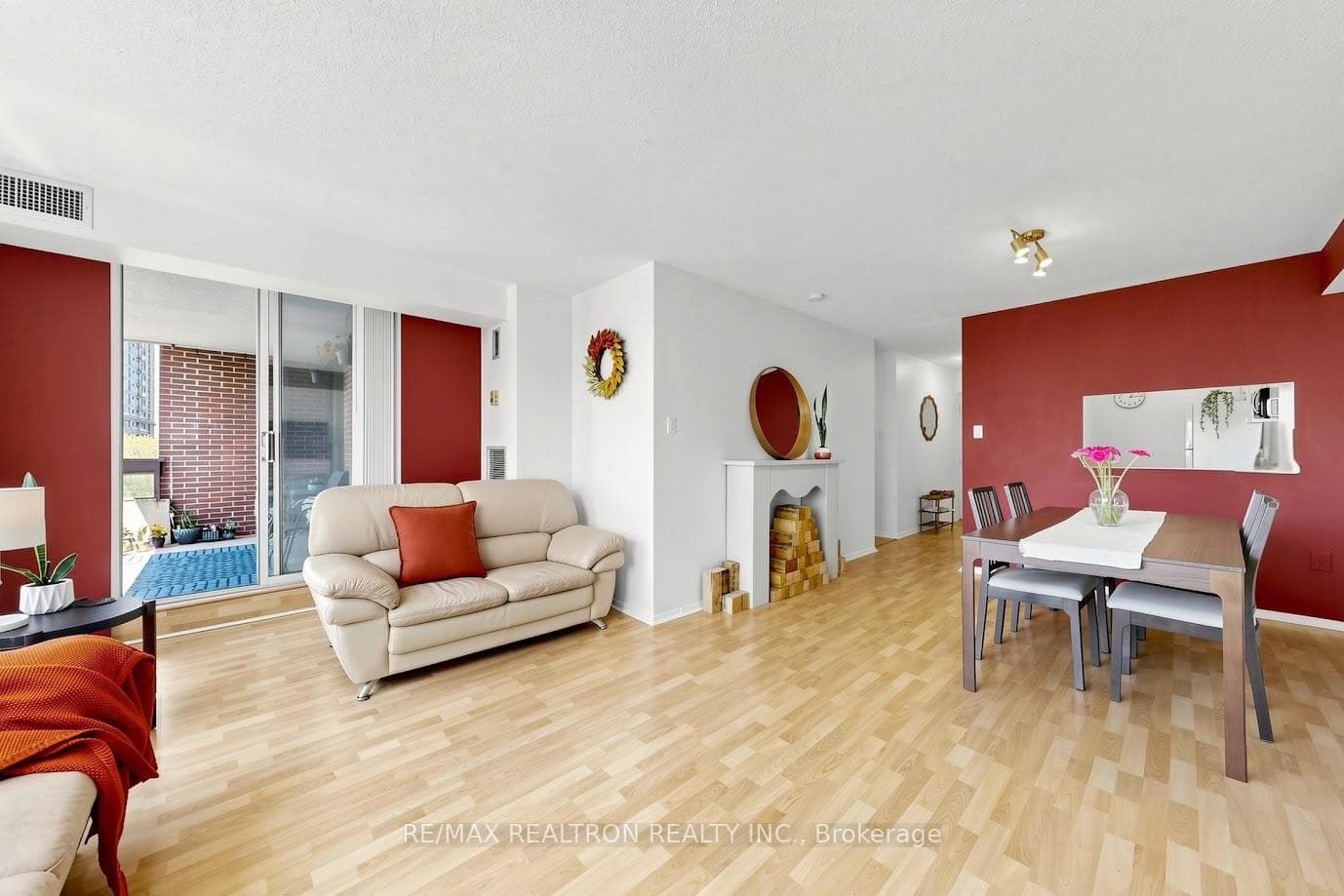 2365 Kennedy Road Unit 505 photo 8