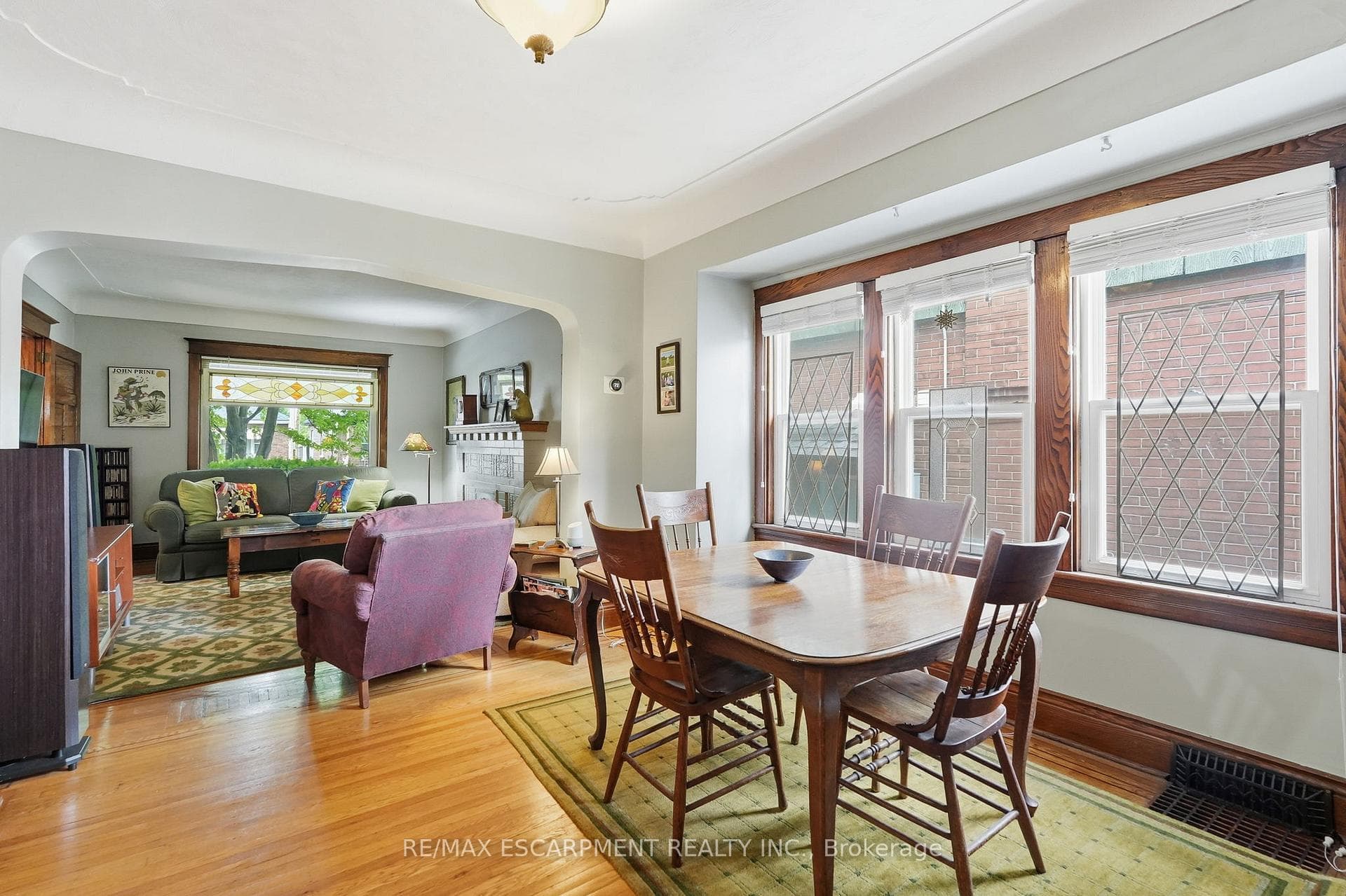 16 CONNAUGHT Avenue photo 16