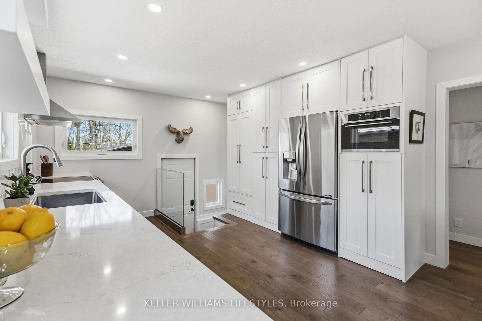 6 Windsor Crescent photo 15