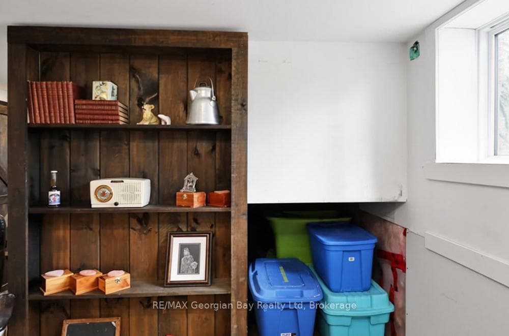 460 Athabaska Street photo 29