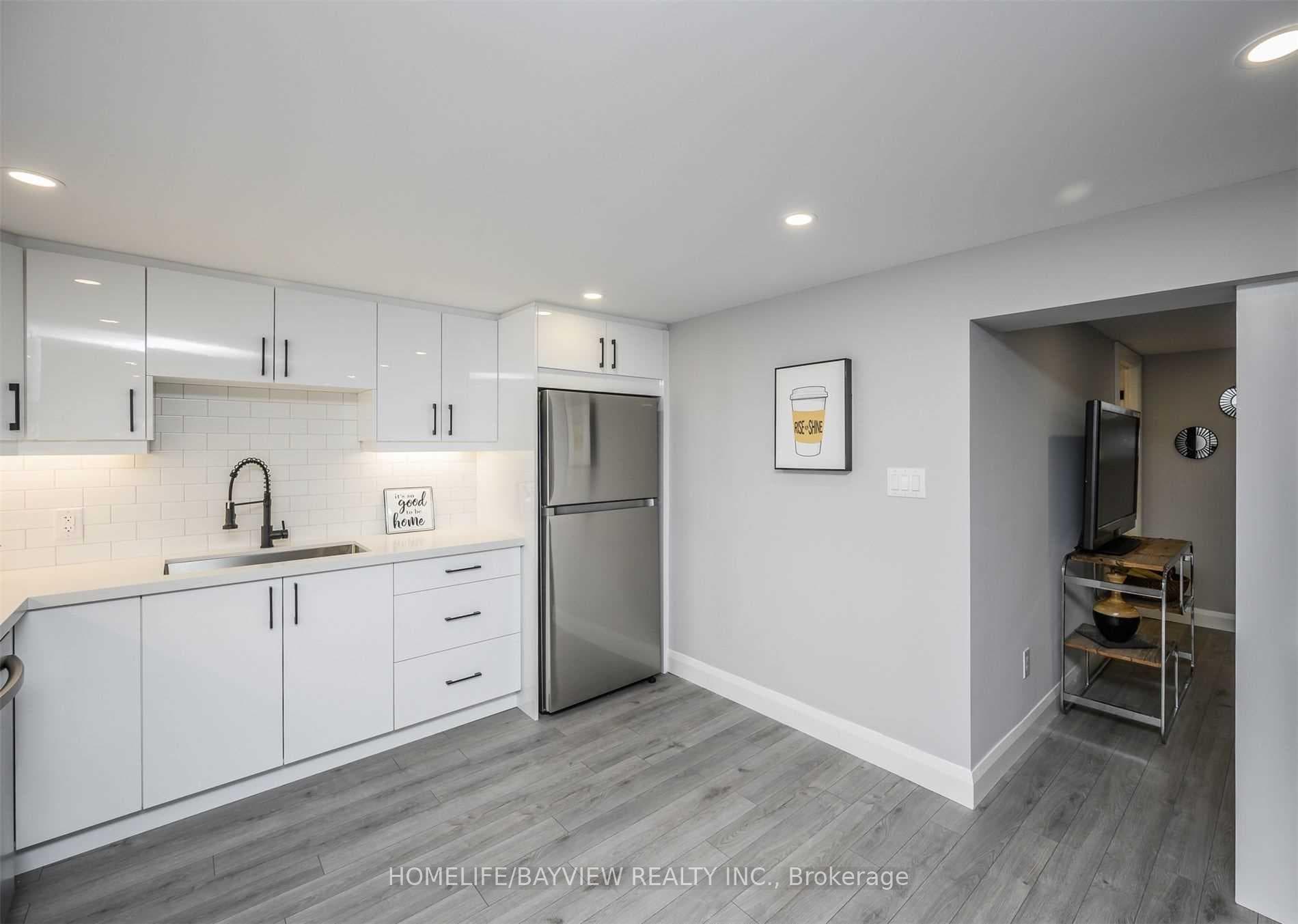 469 Woodward Avenue Unit Lower photo 8