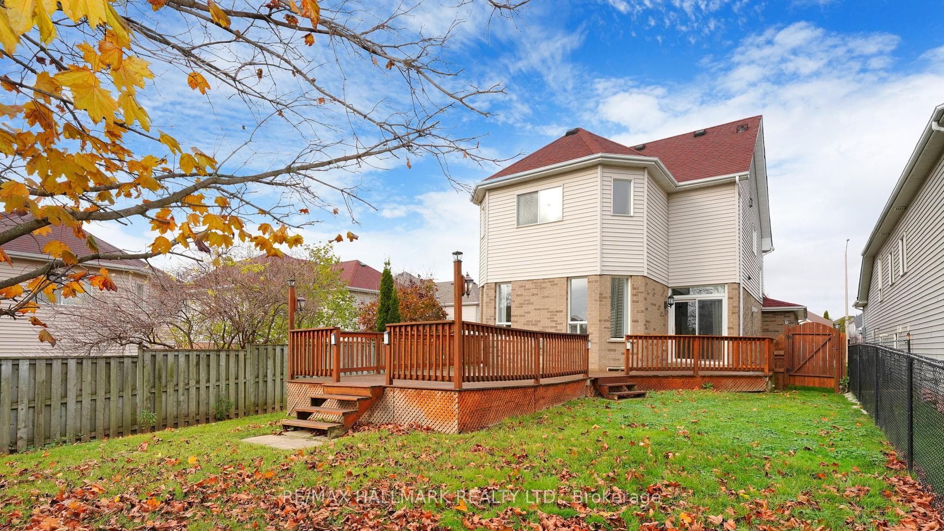 1035 Beatrice Street photo 38