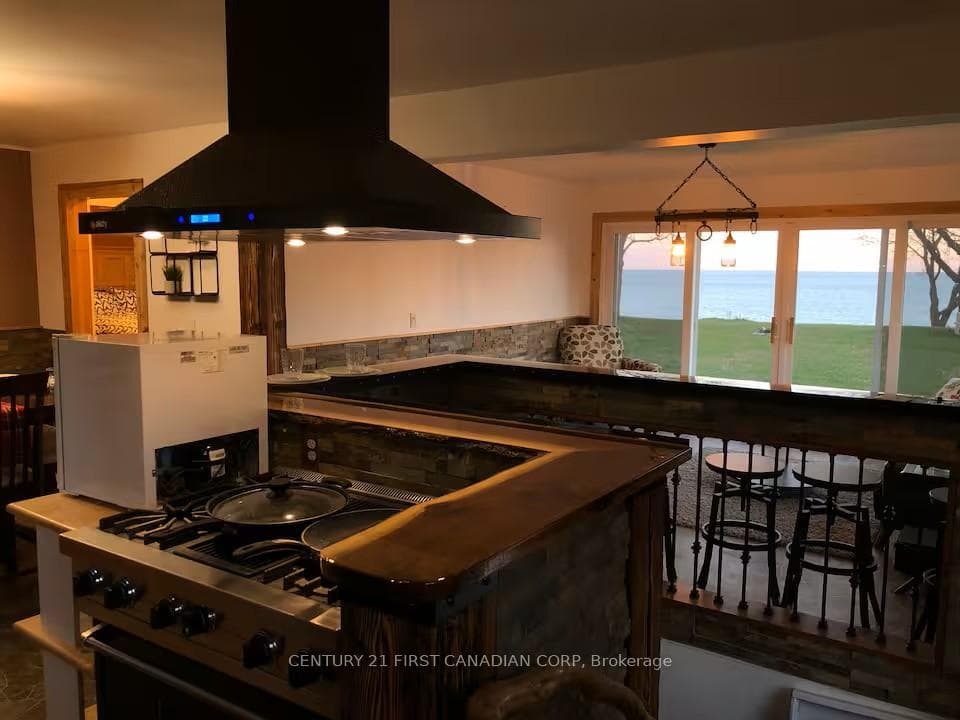 4578 Talbot Trail photo 10