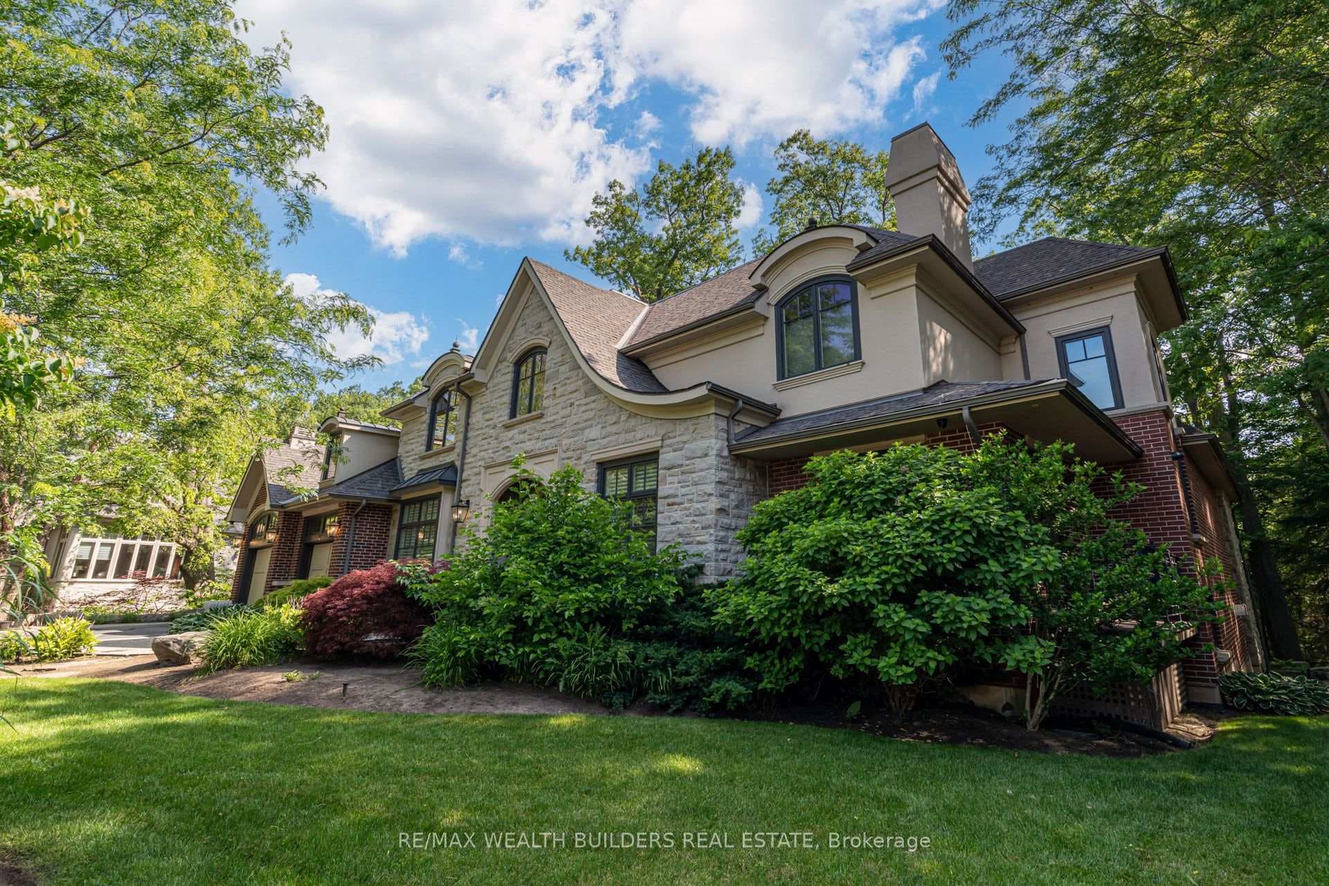45 Shorewood Place photo 3