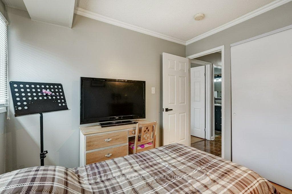915 Inverhouse Drive Unit 68 photo 26