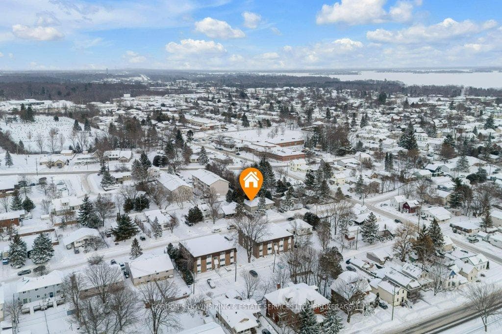 461 Henrietta Street photo 41