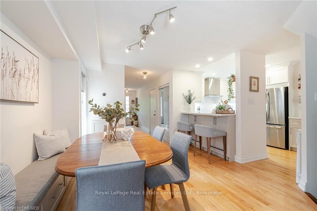10 HARNESWORTH Crescent photo 7
