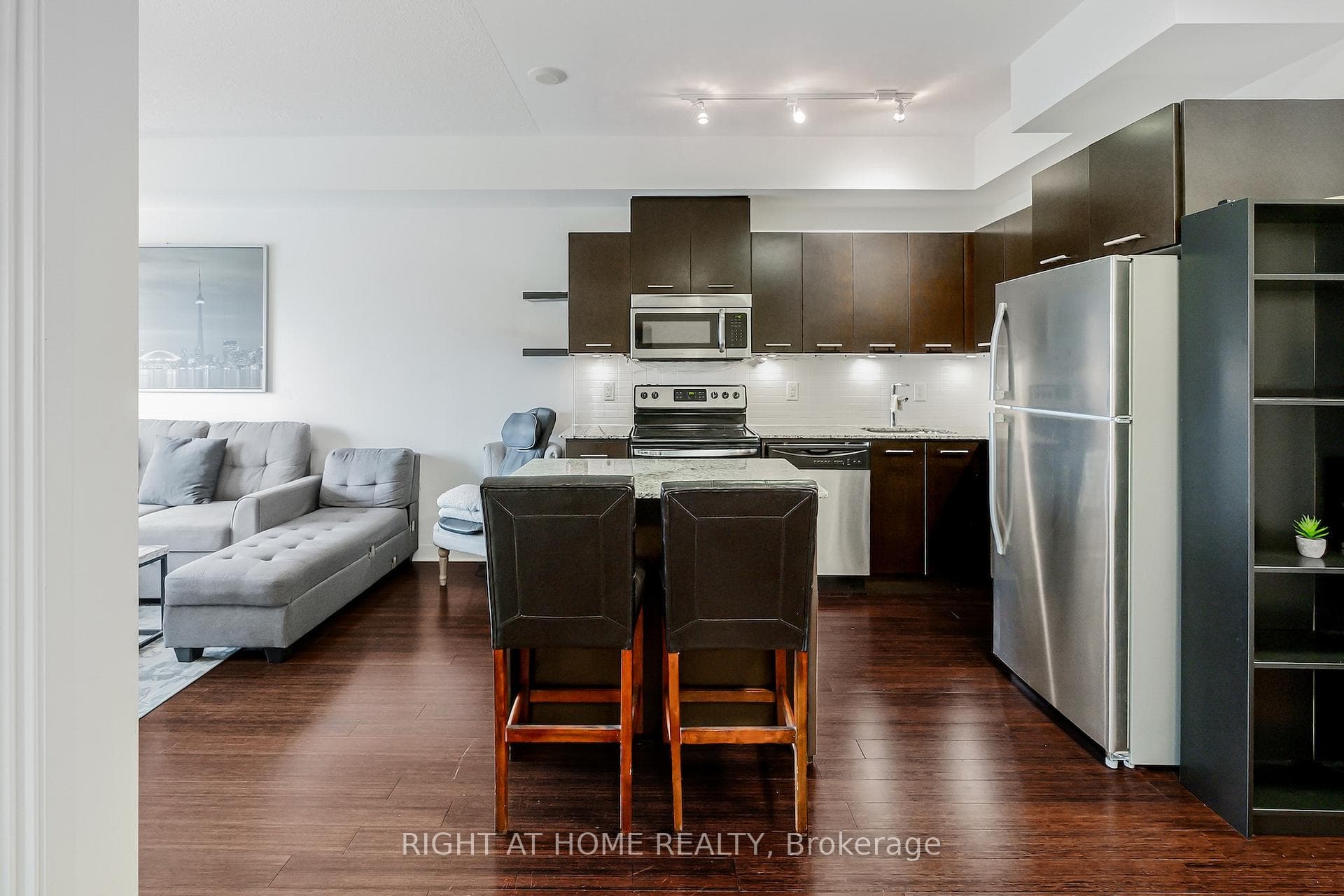 365 Prince Of Wales Drive Unit 1403 photo 12