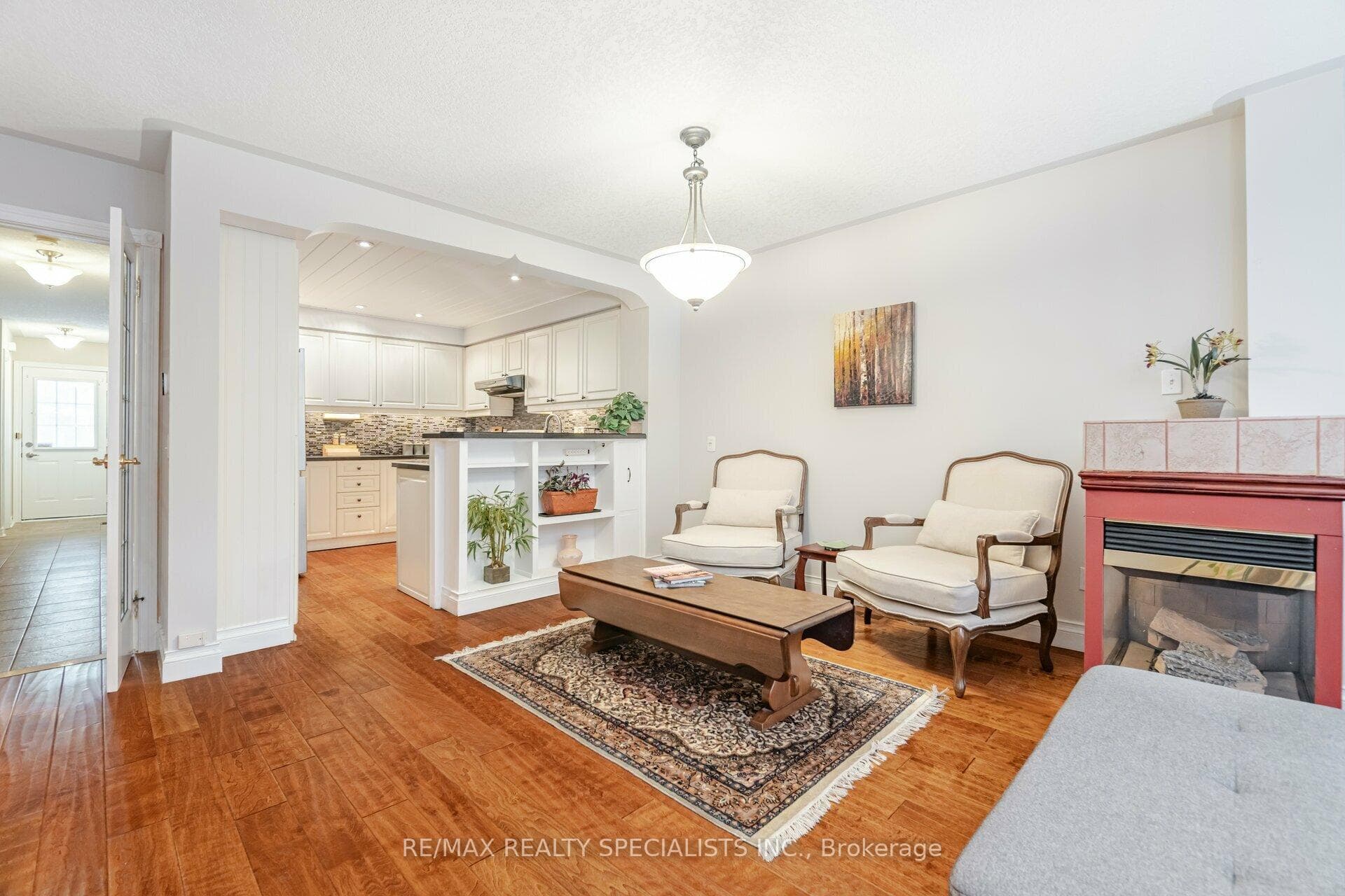 340 Sardinia Drive photo 10