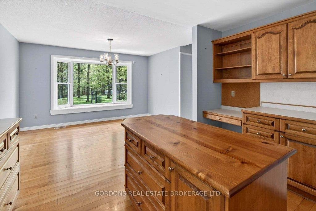 1380 Sunnyside Road photo 27