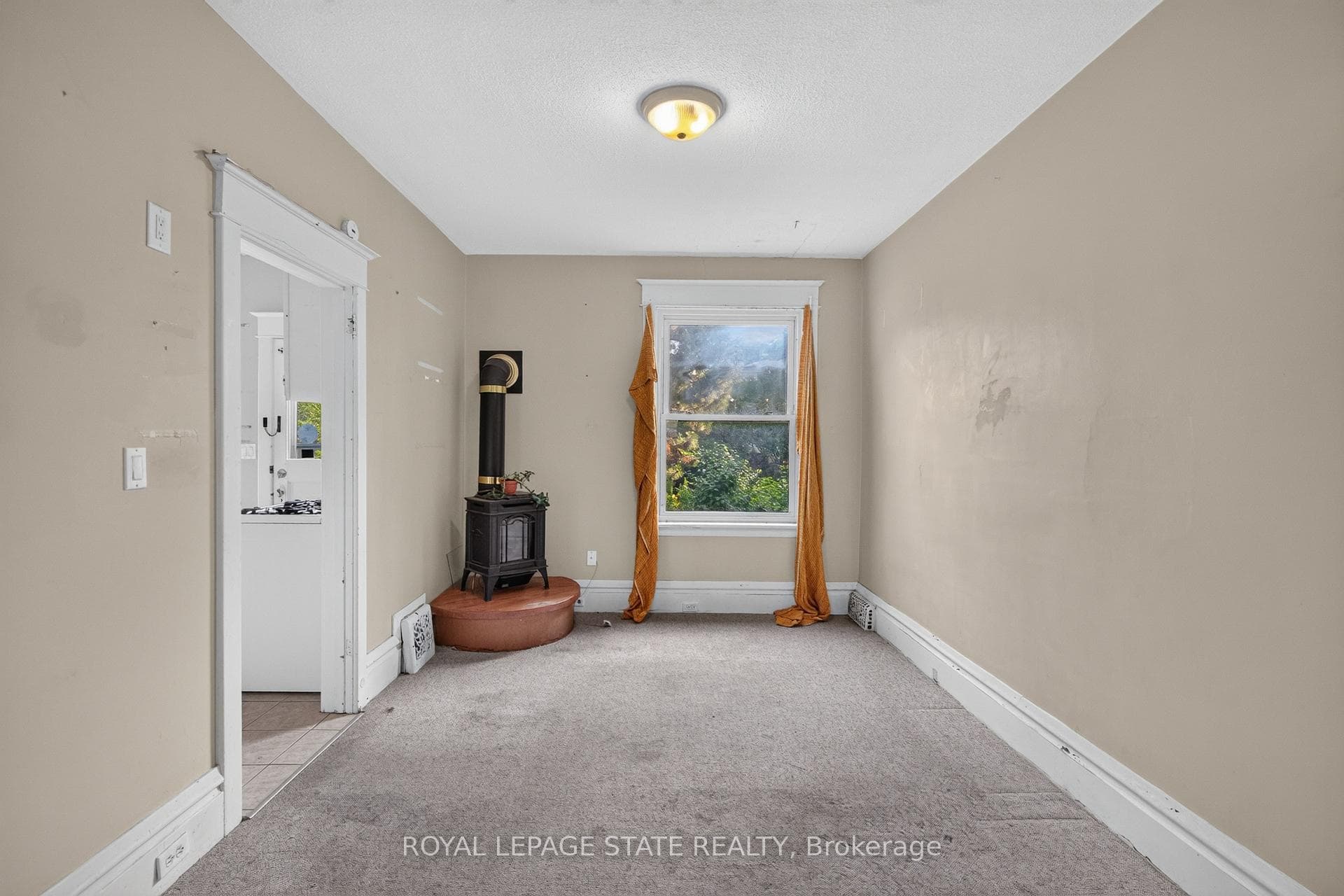 103 Rosemont Avenue photo 12