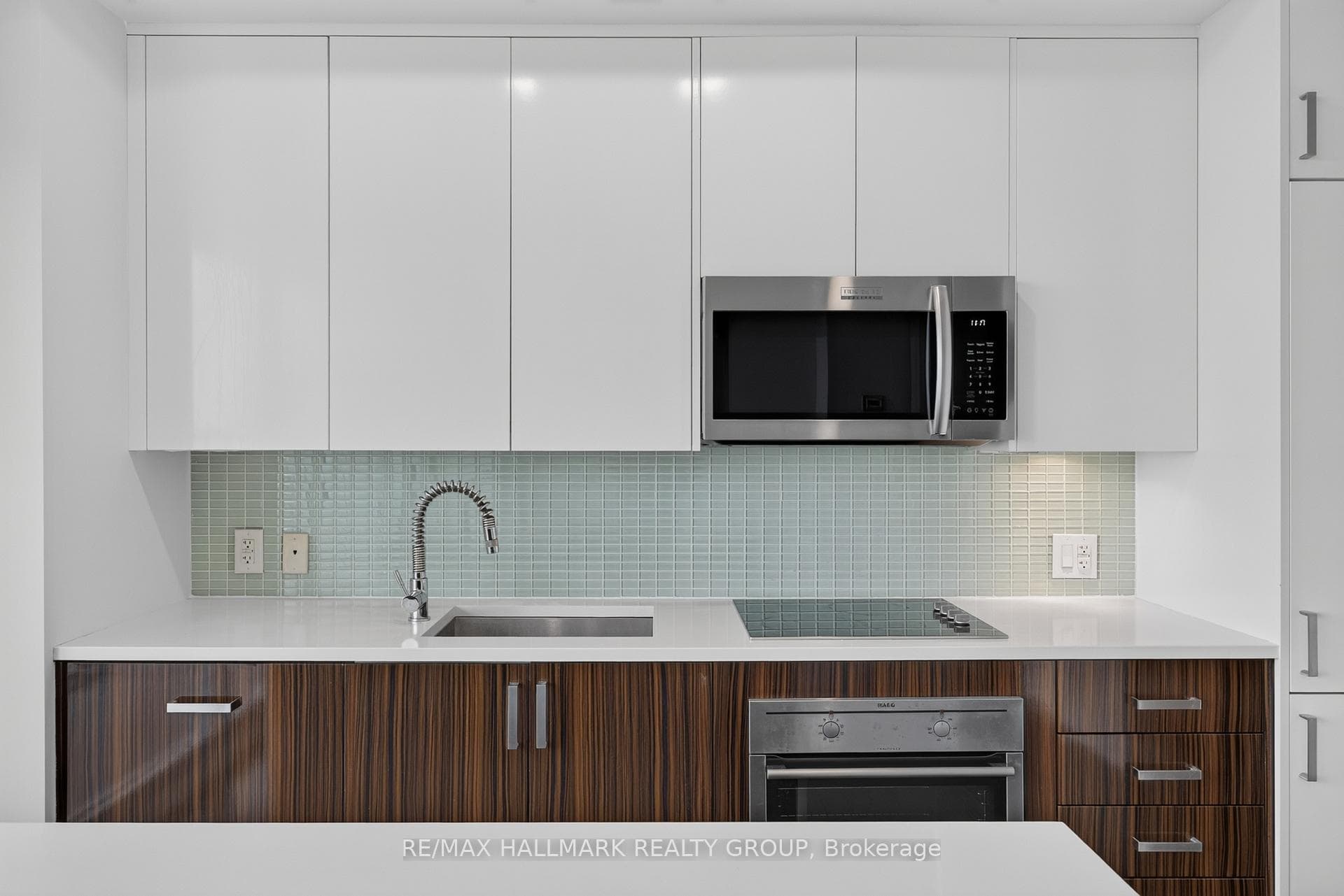 201 Parkdale Avenue Unit 1001 photo 12
