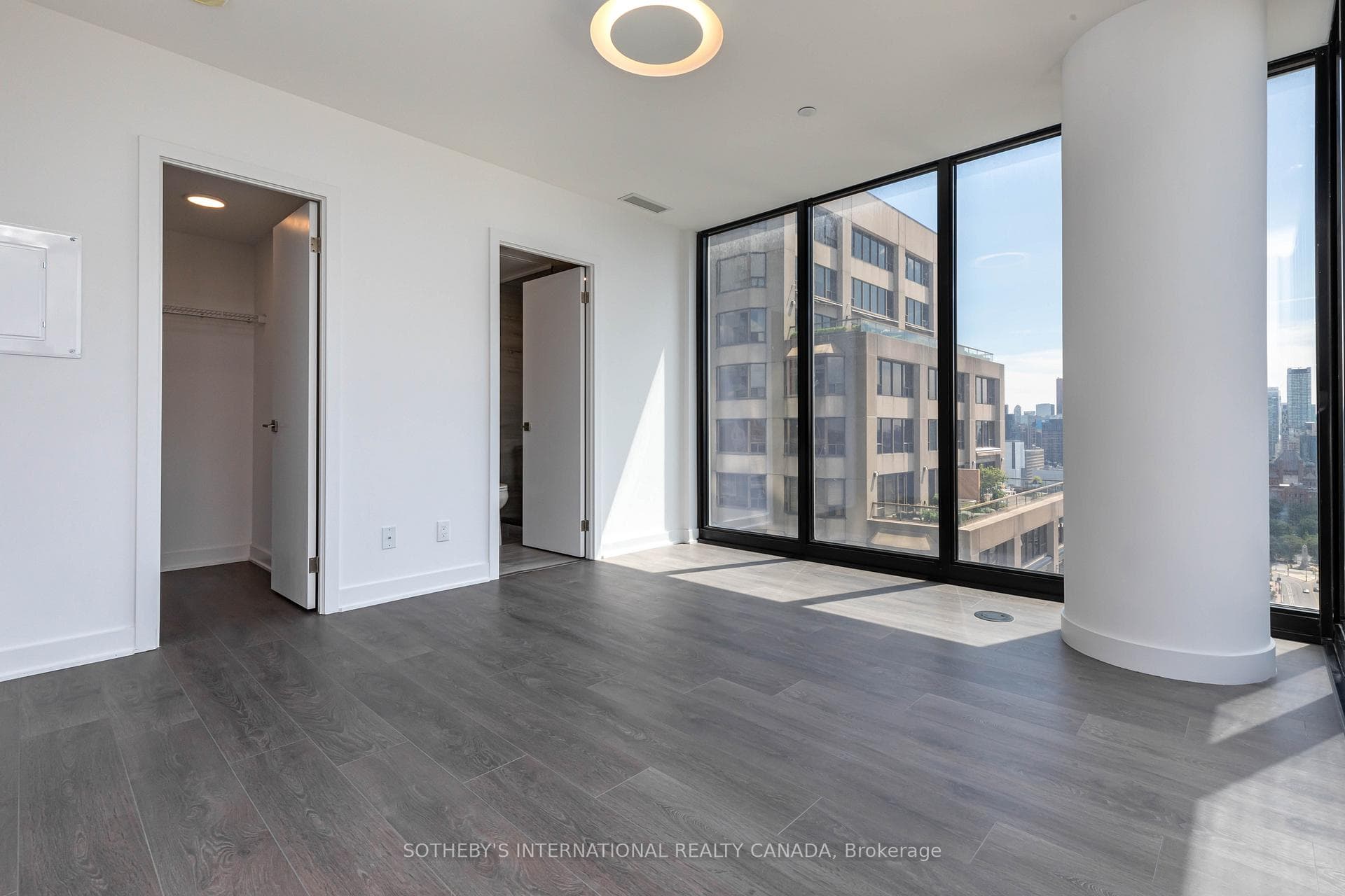 188 Cumberland Street Unit 2510 photo 11