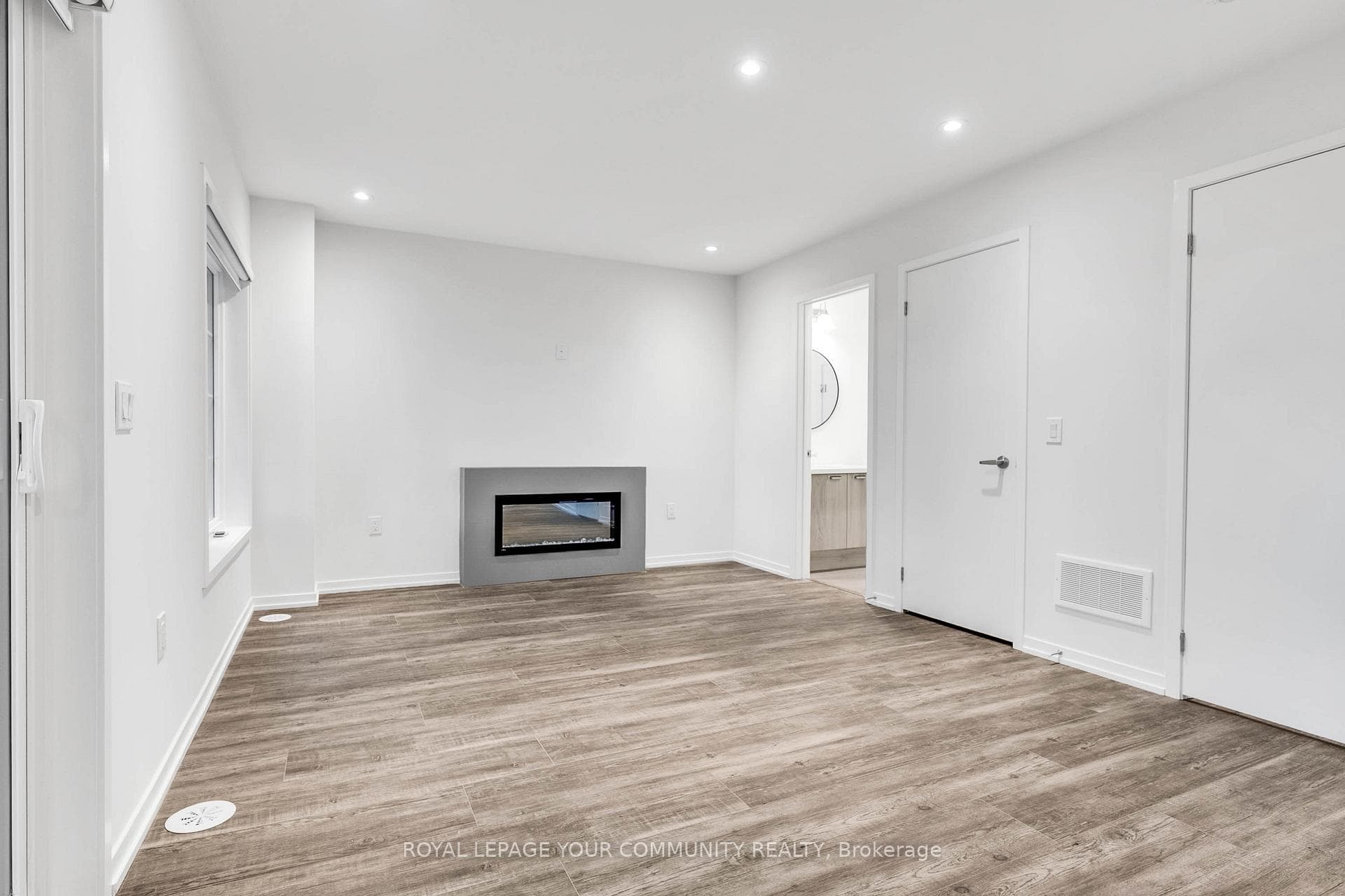 38 Arbour Green Crescent photo 8