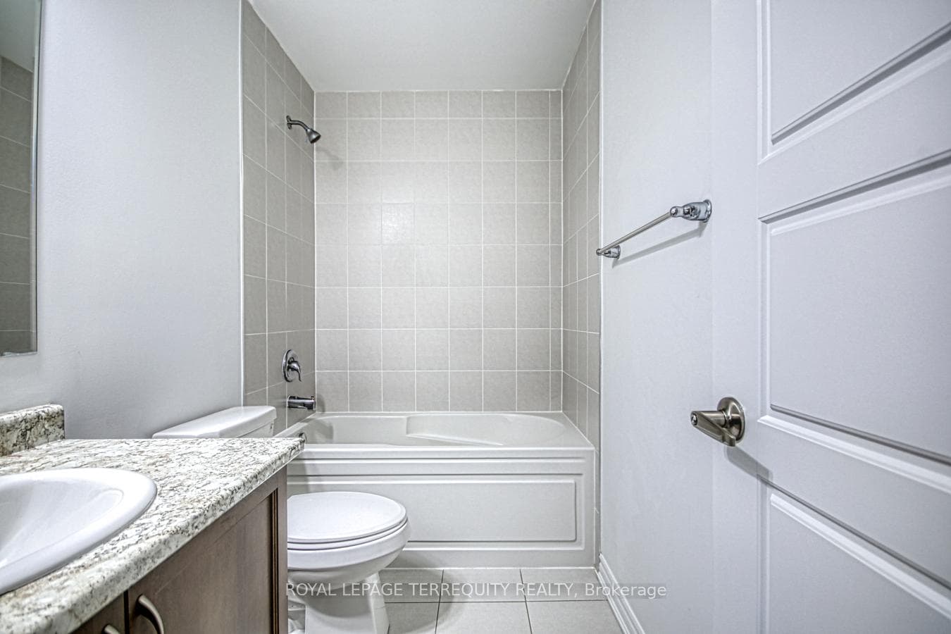 385 Gordon Krantz Avenue photo 29