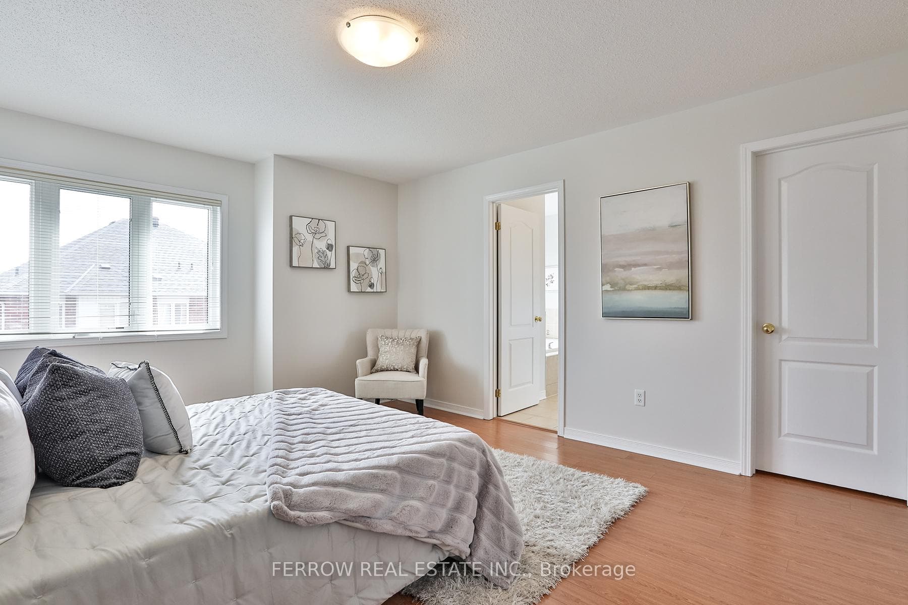 37 Todman Lane photo 20