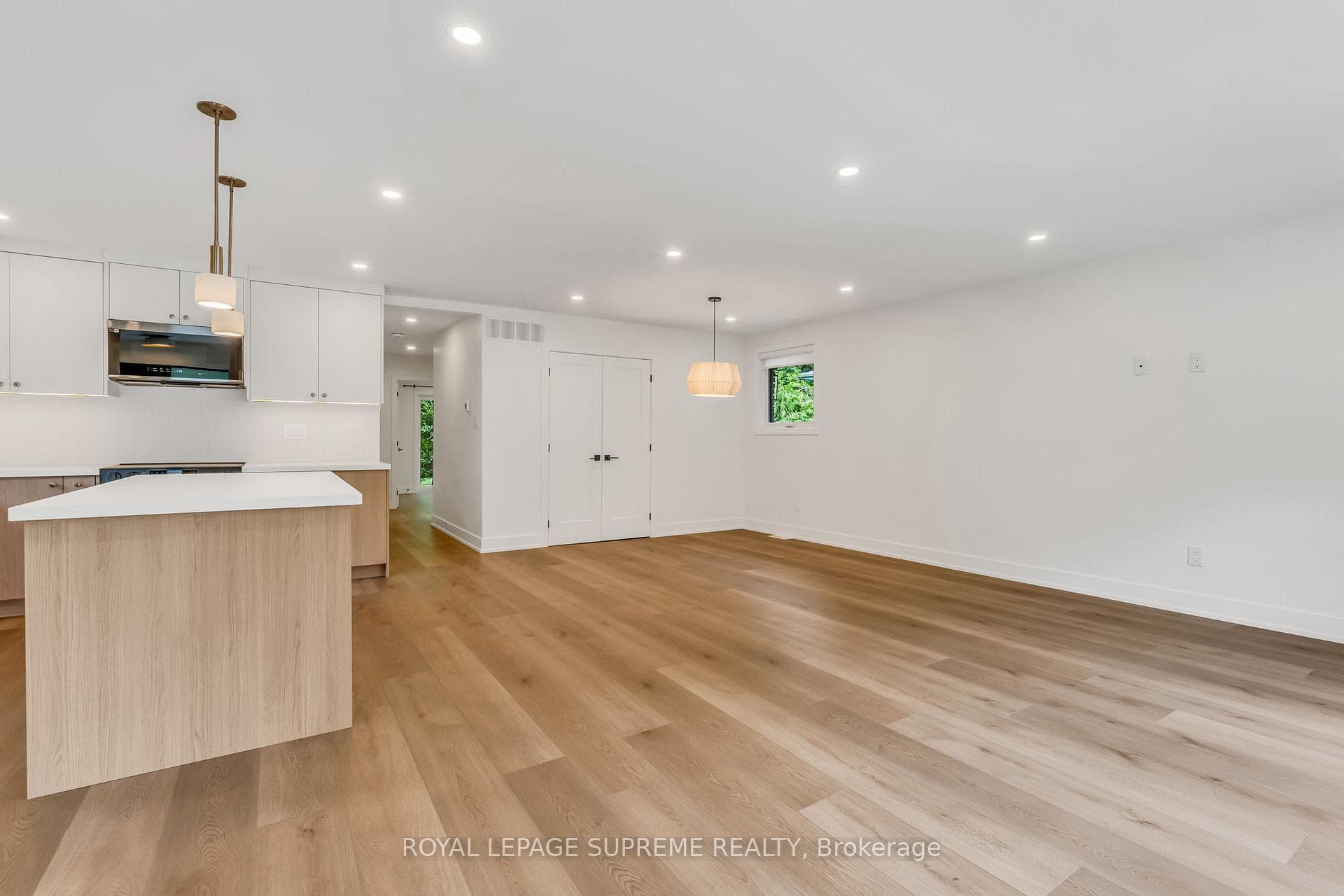 485 Anthony Drive Unit Main photo 19