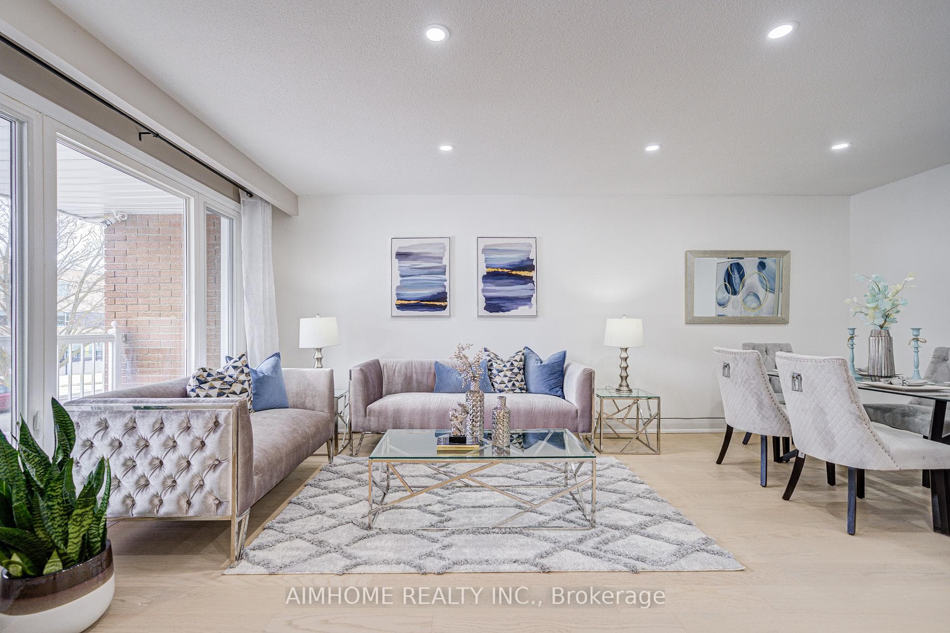 100 Van Horne Avenue photo 6