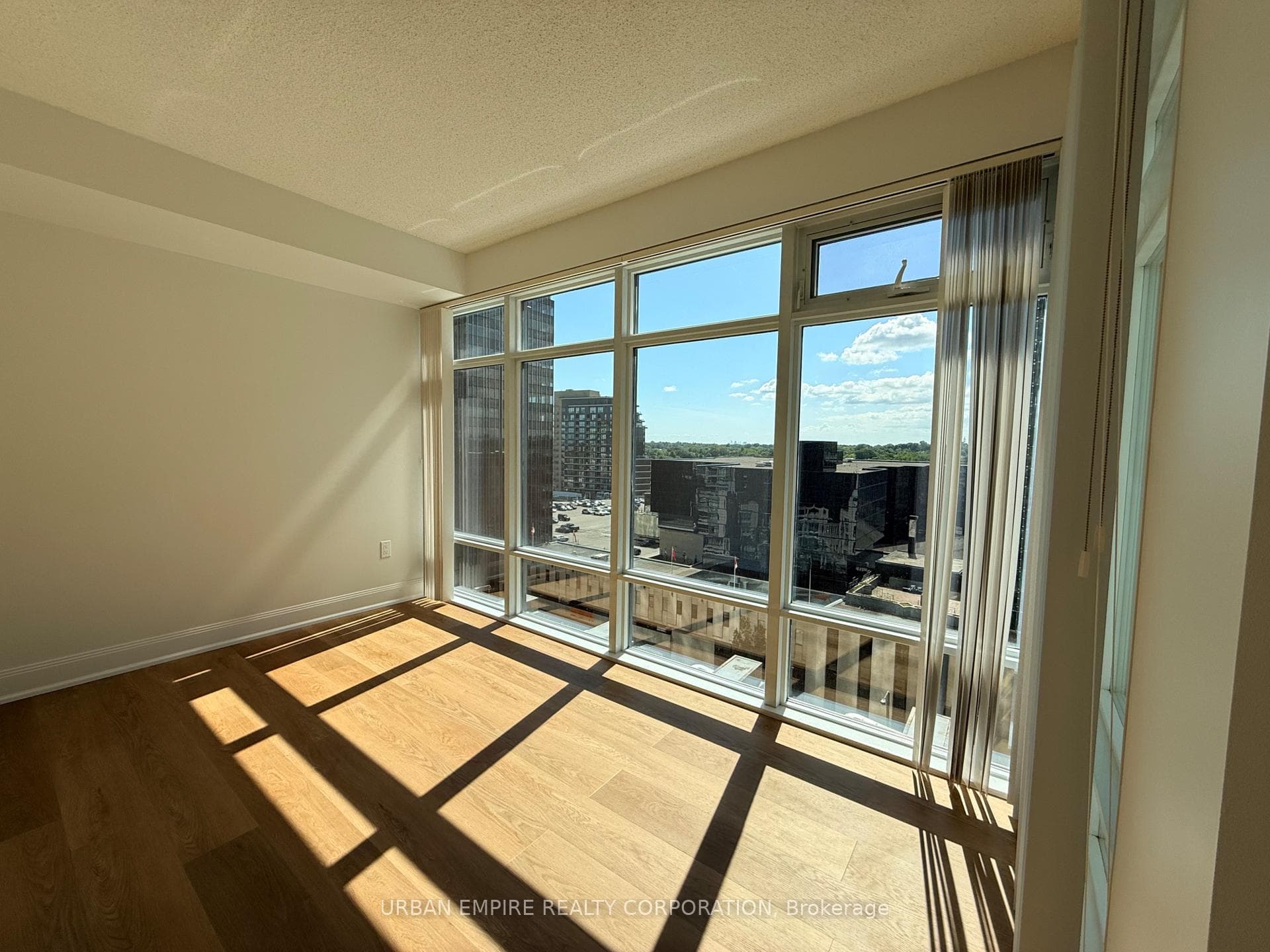 2191 Yonge Street Unit 1208 photo 20