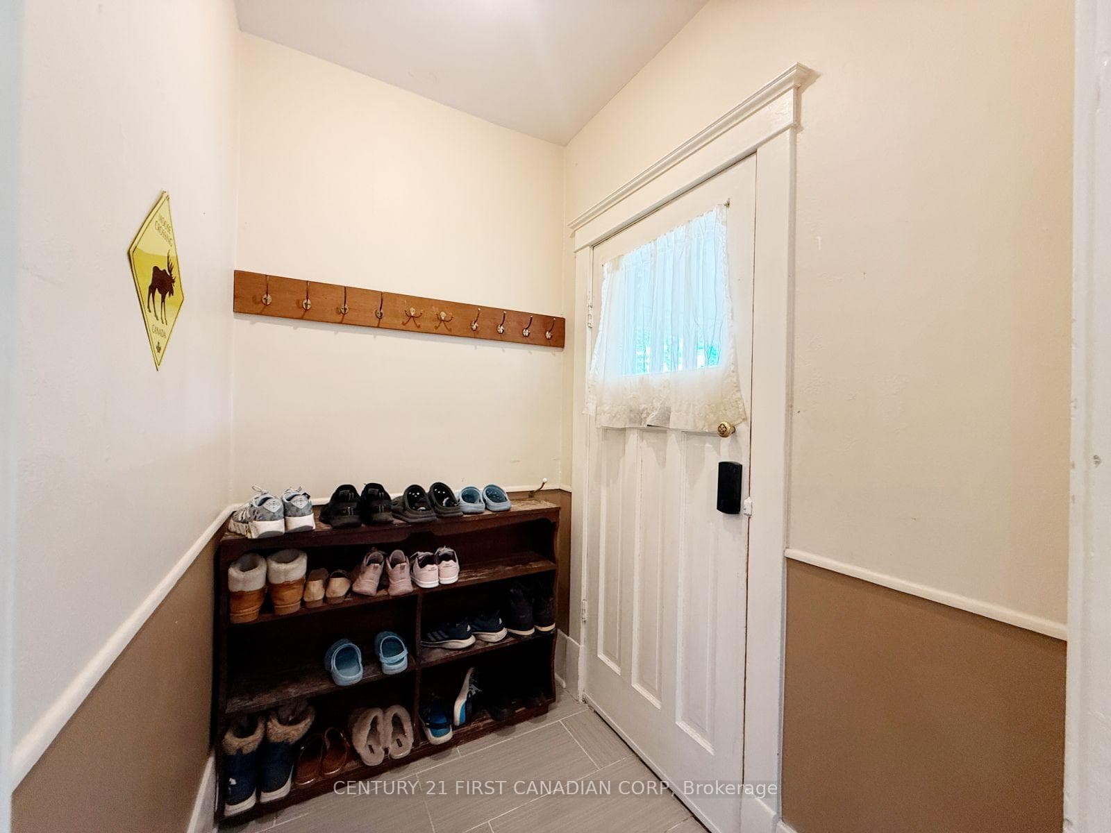 827 Quebec Street photo 9