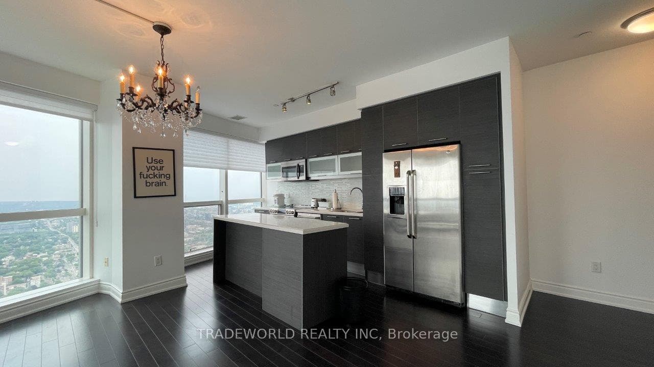 388 Yonge Street Unit 6902 photo 17