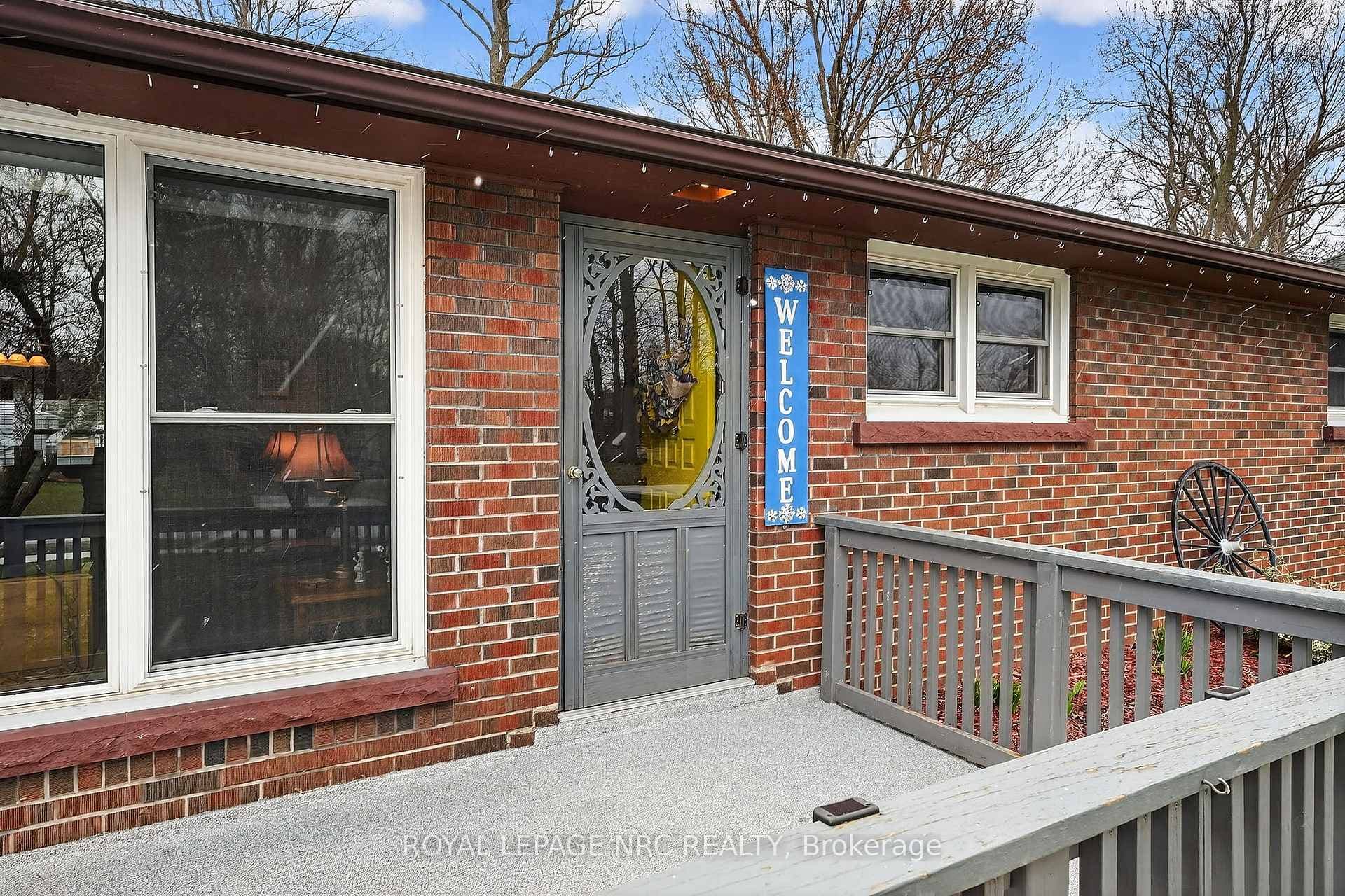 700 Lakeside Road photo 2