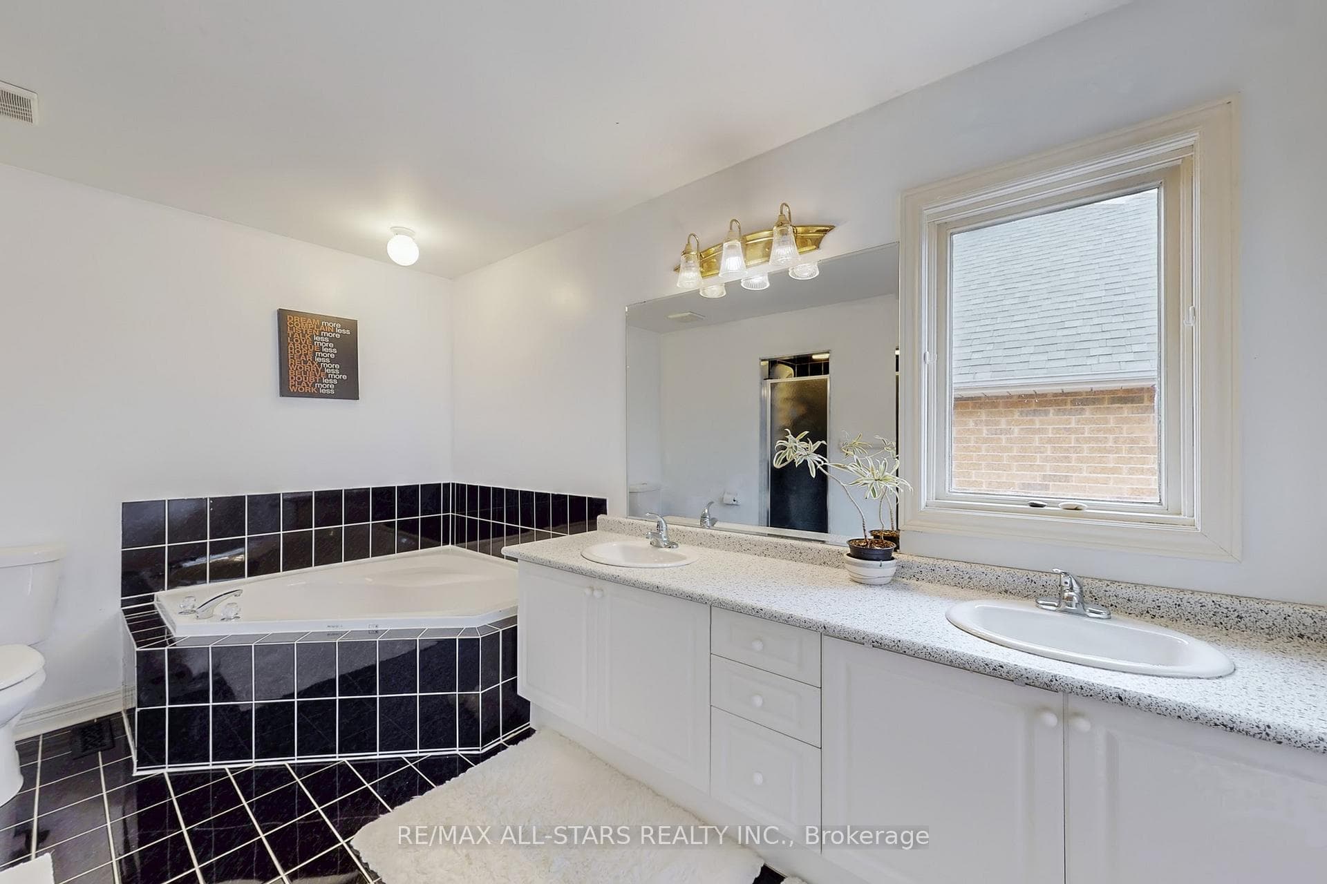 54 Bretton Circle photo 24