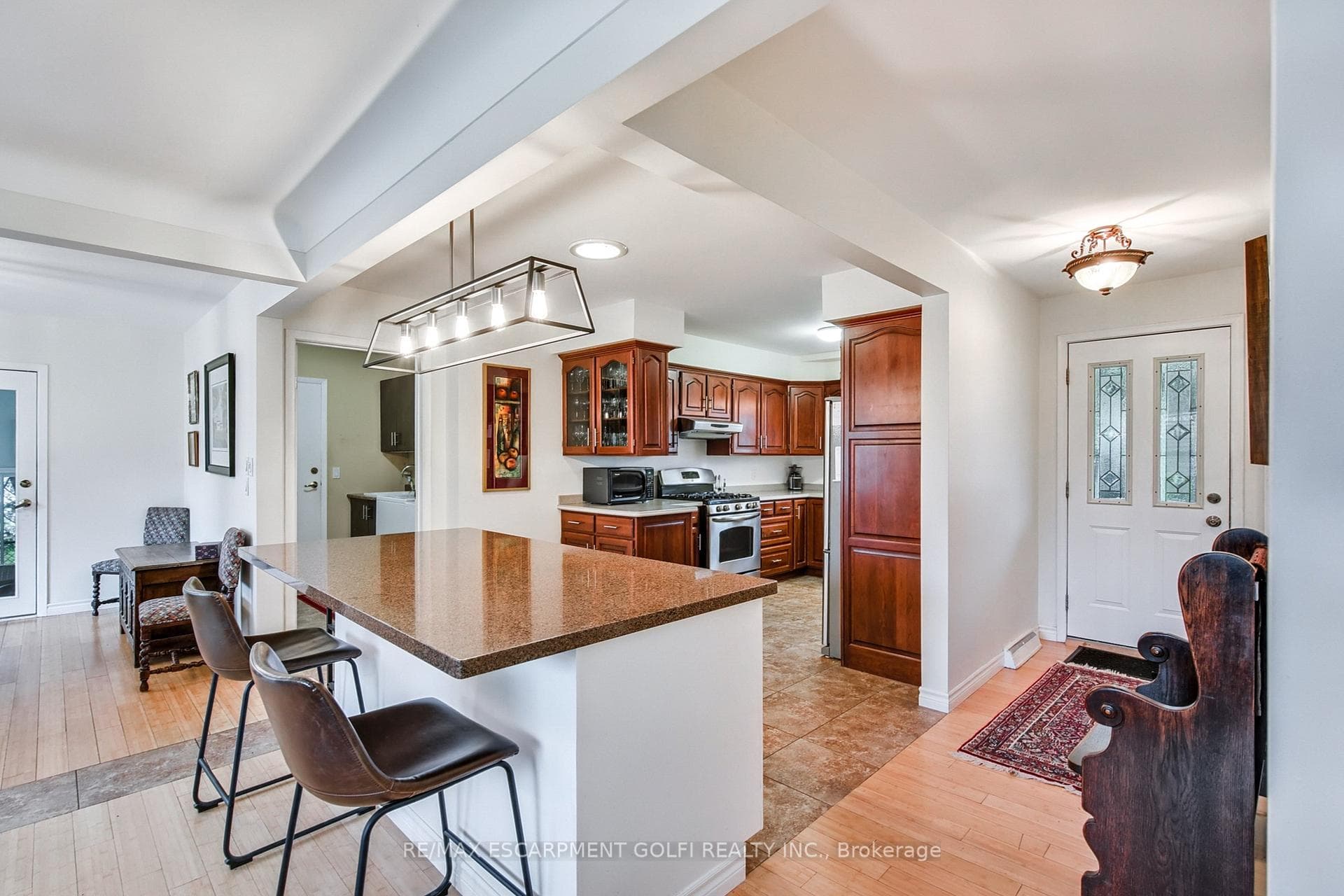 57 Richelieu Drive photo 11