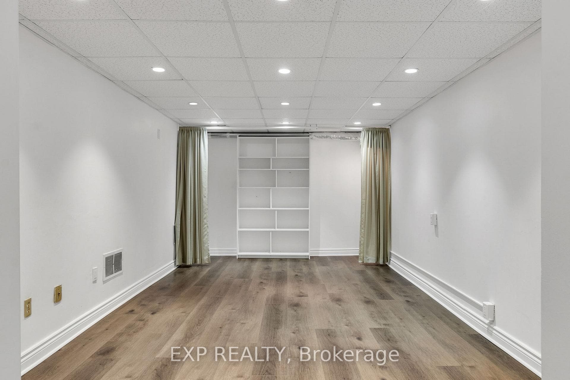 Love these floors and baseboards!