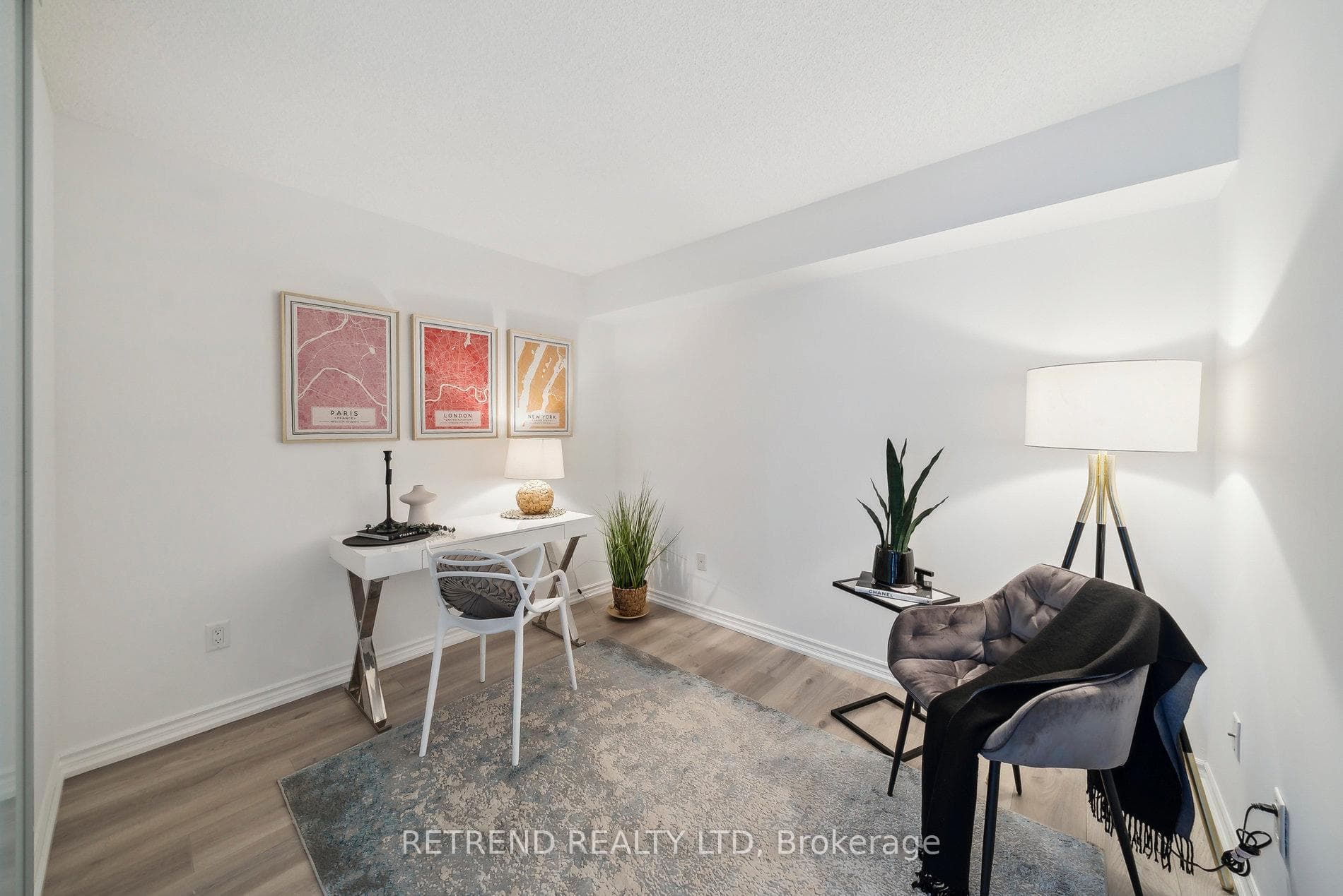 386 Yonge Street Unit 1004 photo 12
