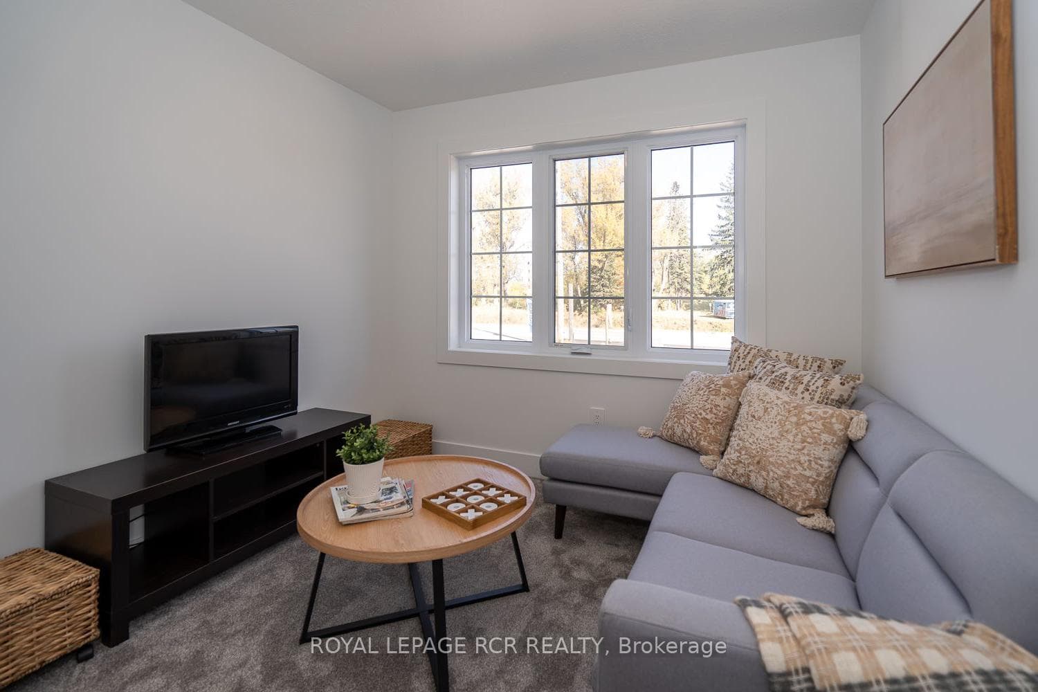 690 Broadway Avenue Unit 19 photo 19