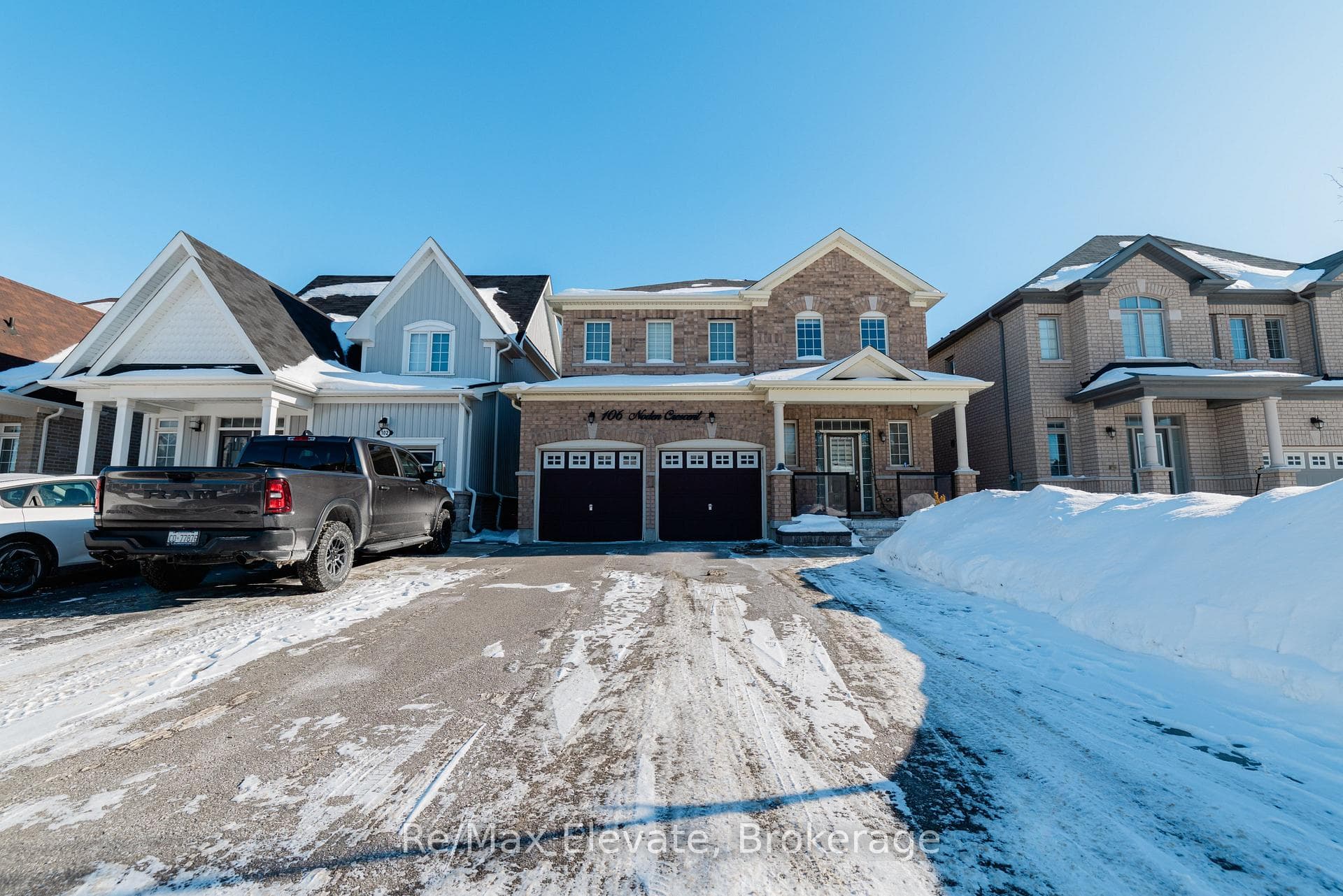 106 Noden Crescent photo 3