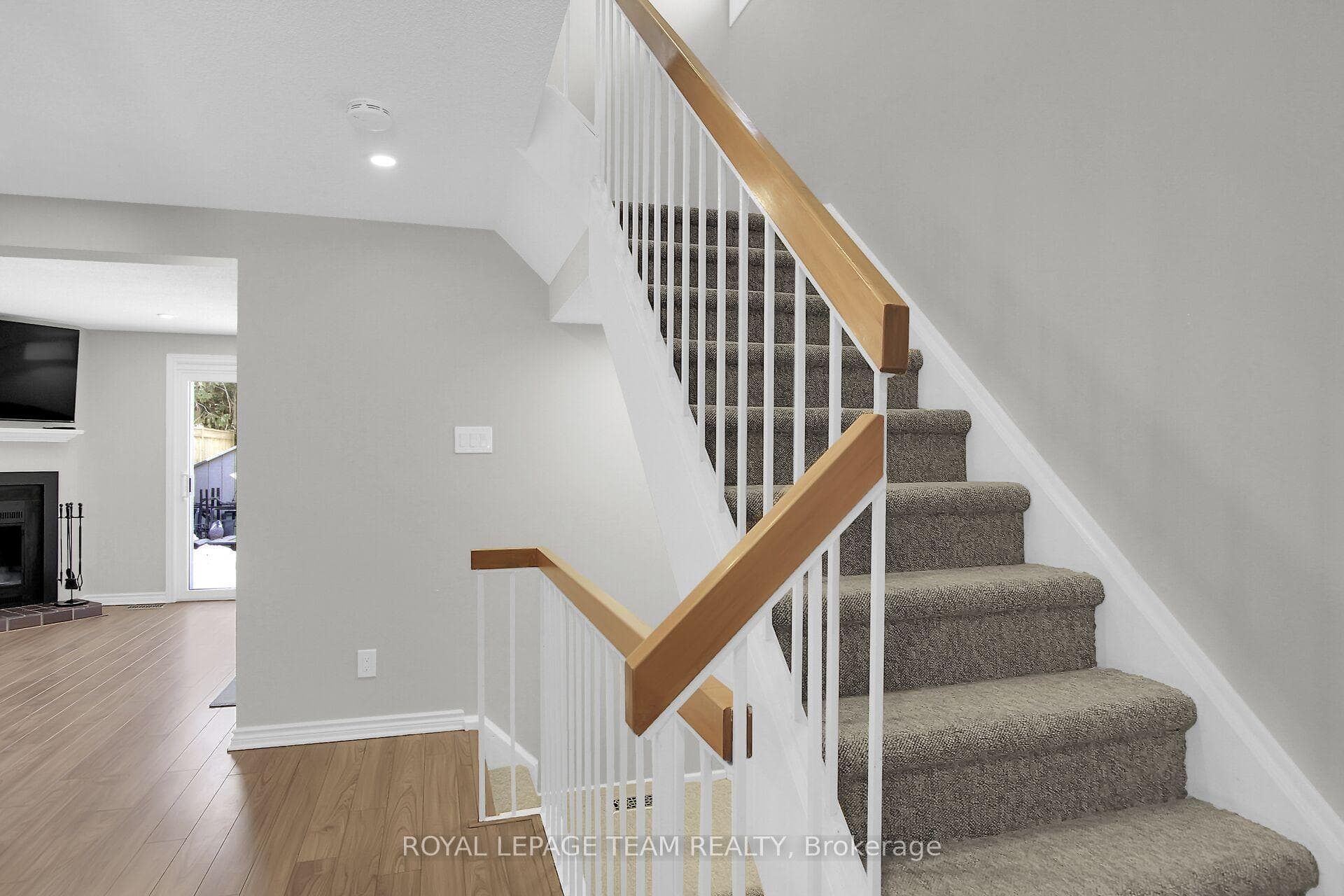 25 Whelan Drive photo 15